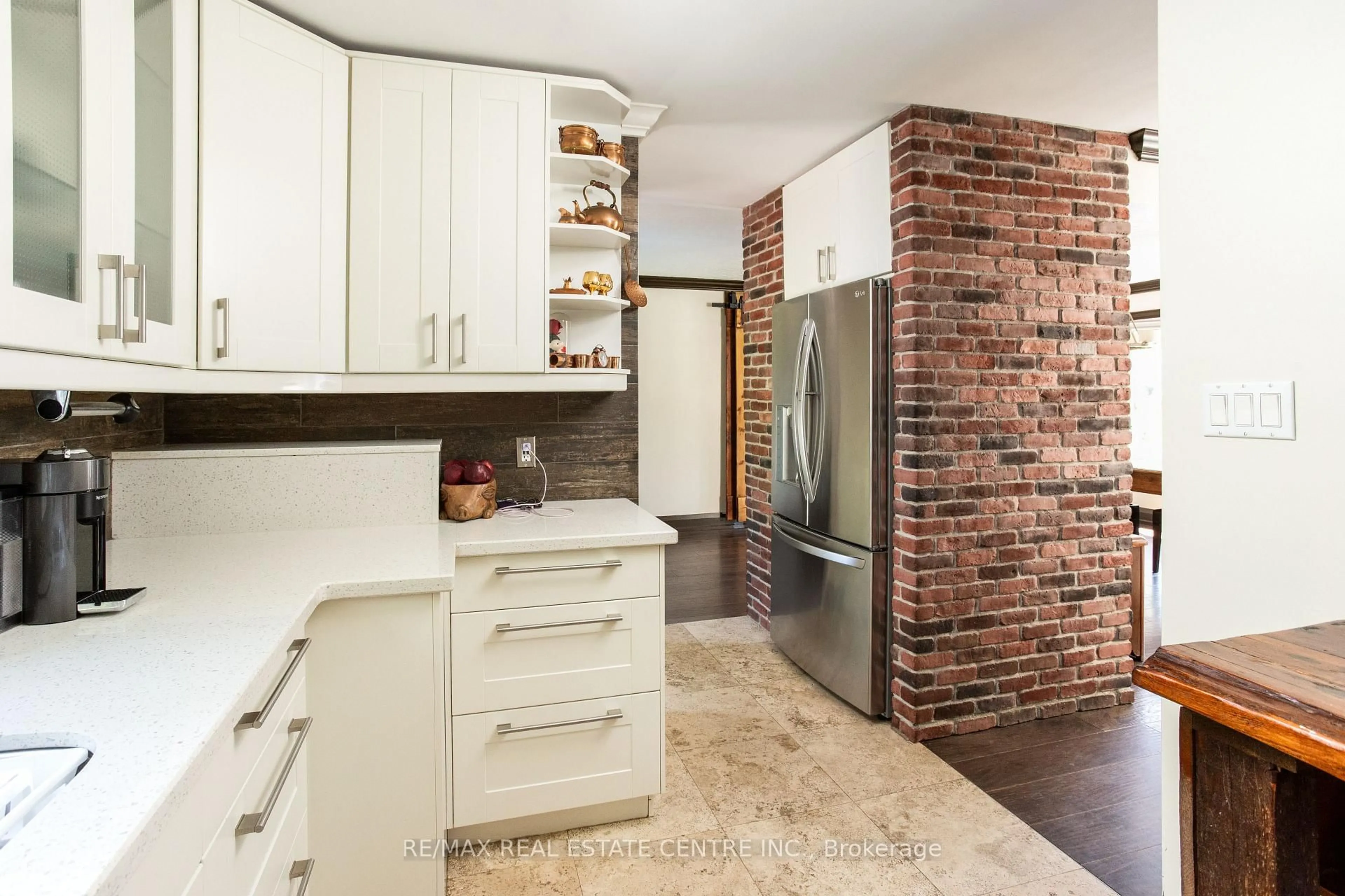 Contemporary kitchen, ceramic/tile floor for 2450 Edenhurst Dr, Mississauga Ontario L5A 2K9
