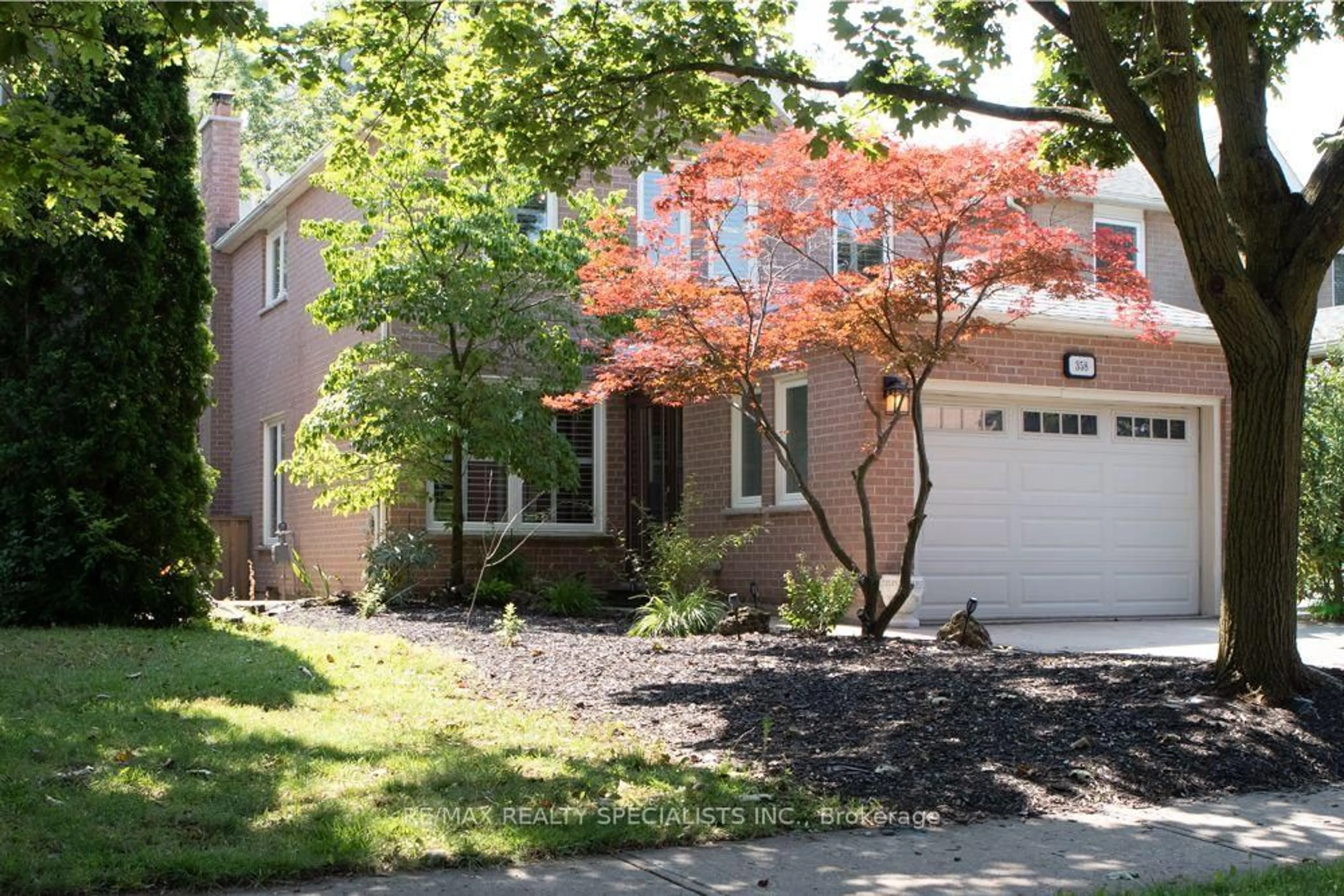 Unknown for 358 Erin St, Oakville Ontario L6H 4P9