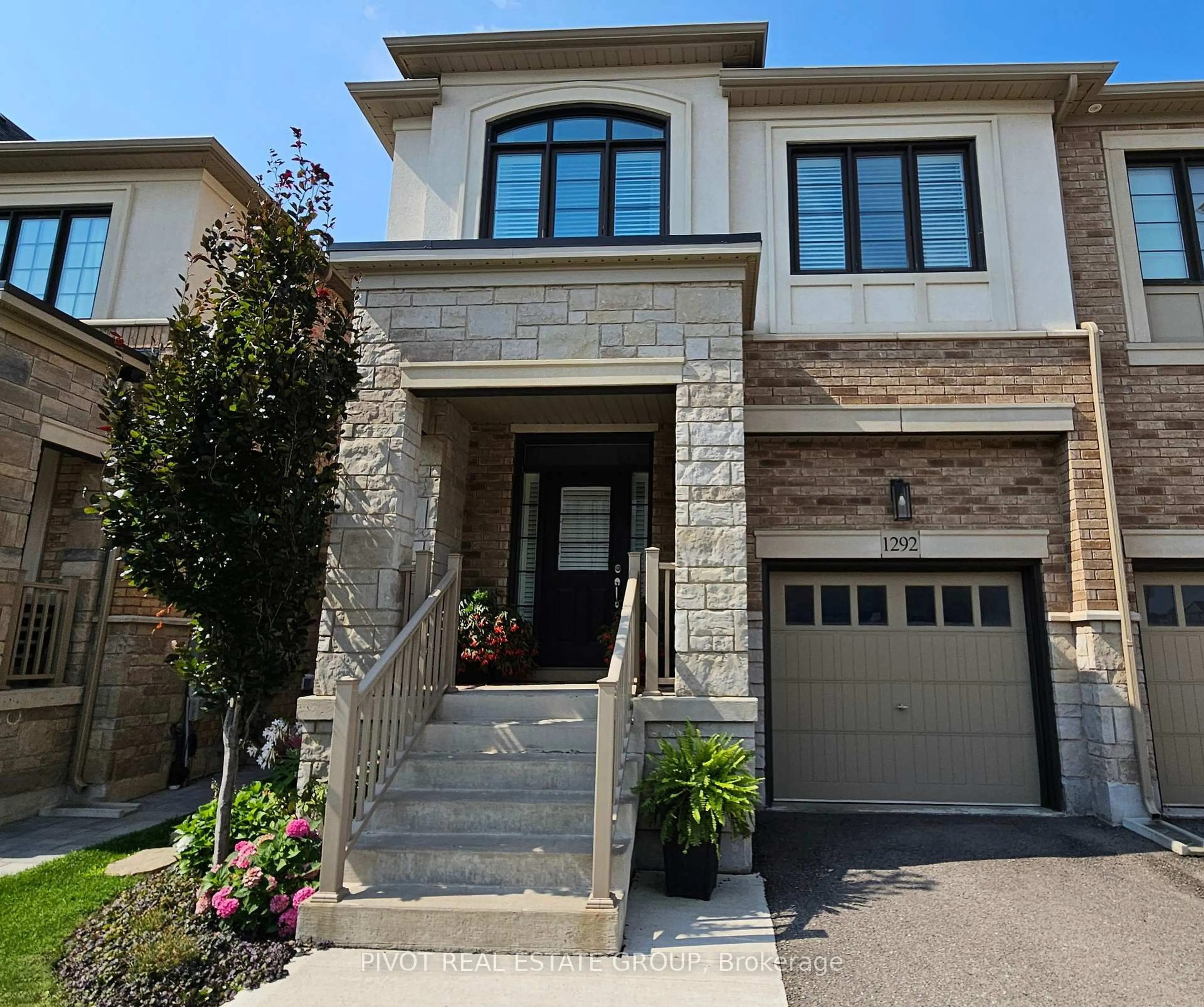 Home with brick exterior material, street for 1292 Clarriage Crt, Milton Ontario L9E 1J4