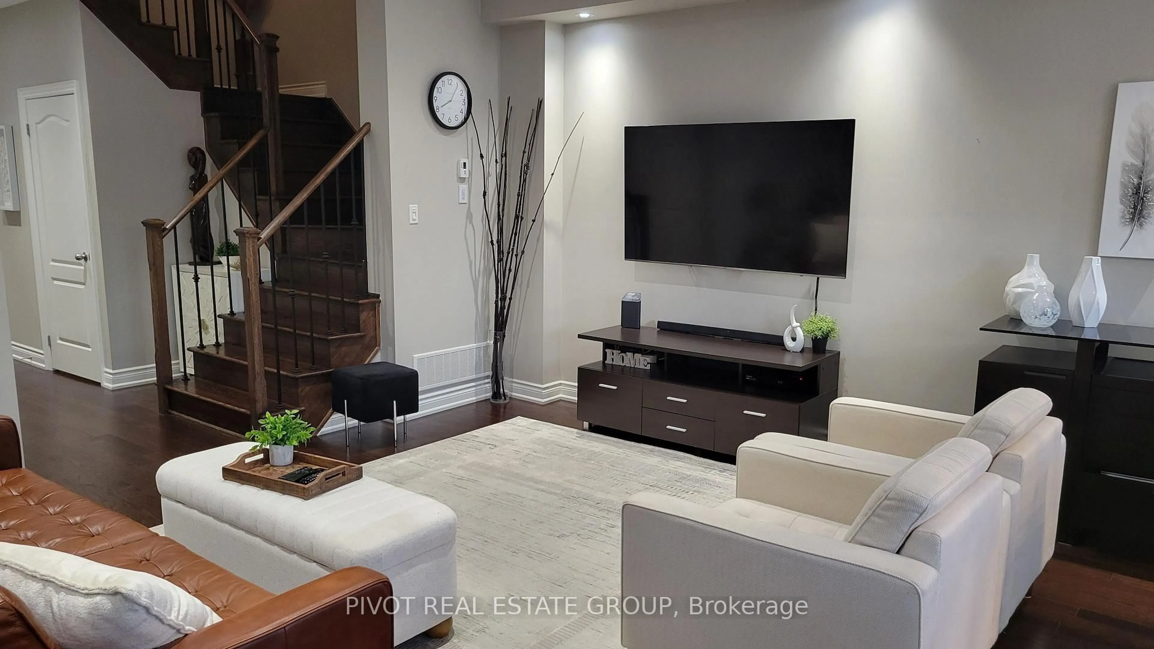 Living room with furniture, unknown for 1292 Clarriage Crt, Milton Ontario L9E 1J4
