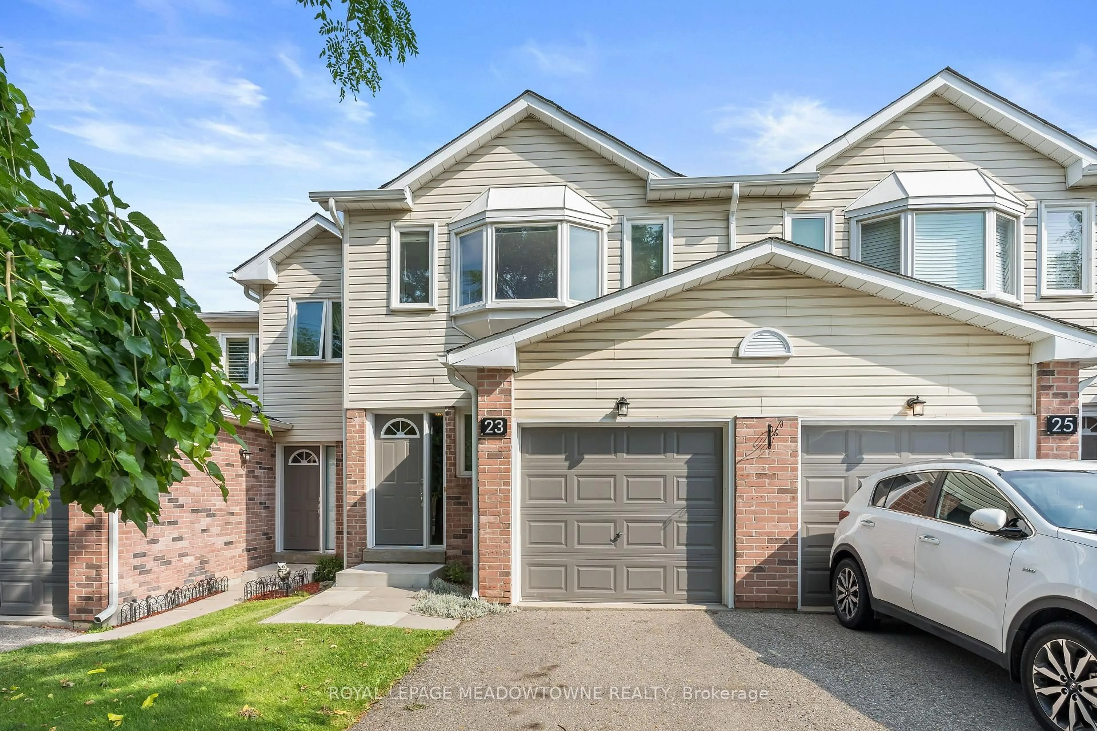 Home with brick exterior material, street for 23 Stewart Maclaren Rd, Halton Hills Ontario L7G 5L8