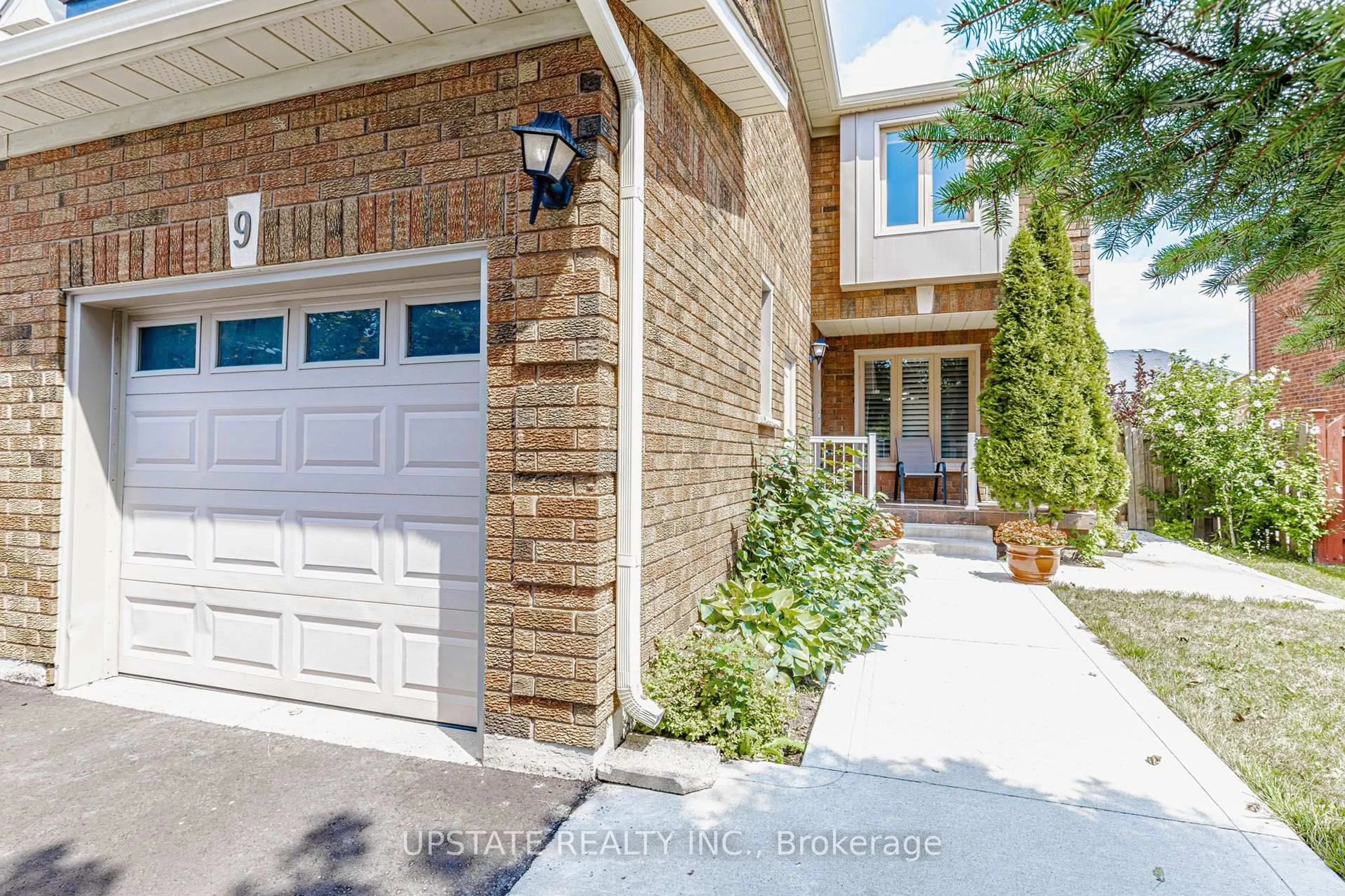 Home with brick exterior material, street for 9 Palmolive St, Brampton Ontario L6R 1P4