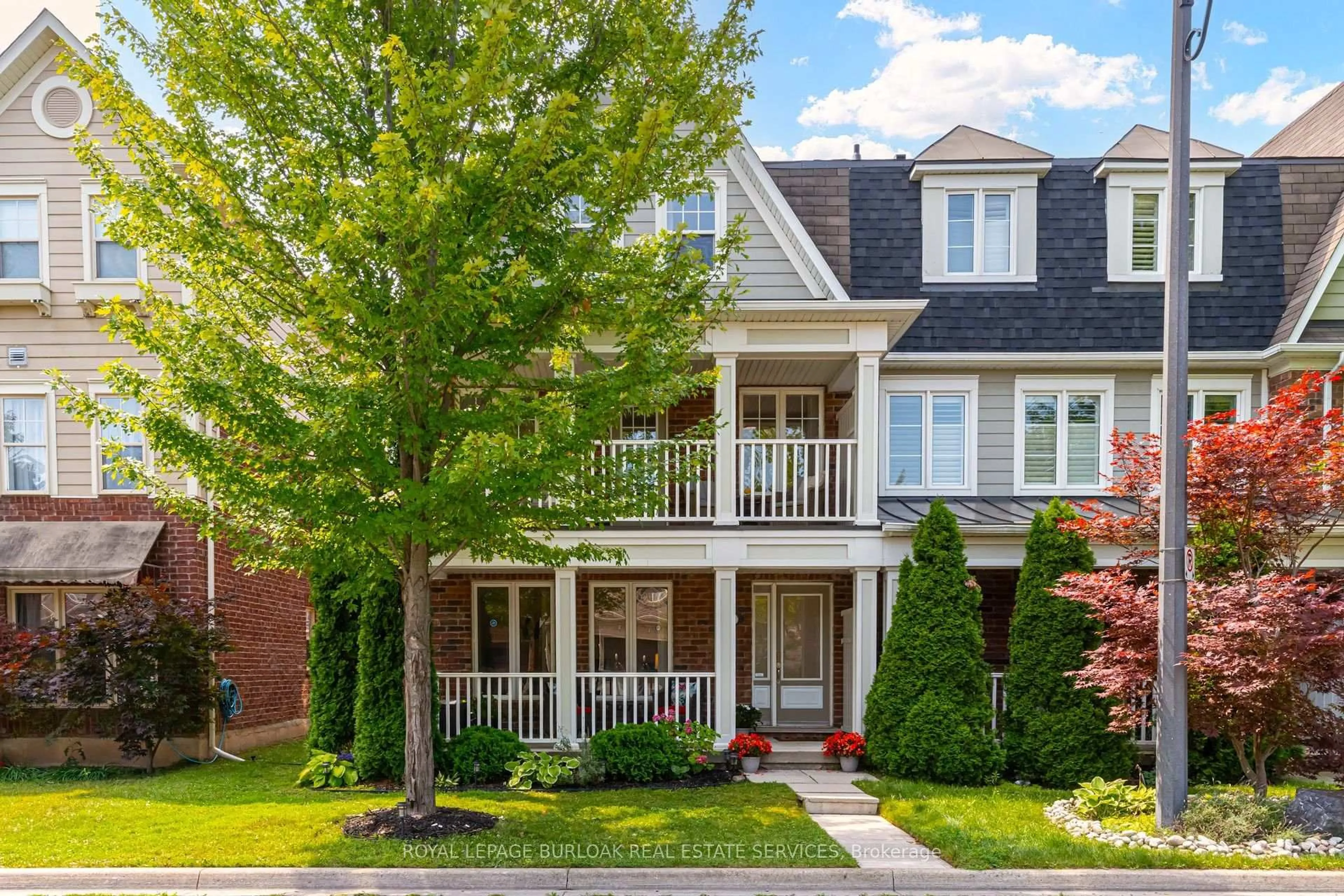Home with brick exterior material, street for 672 Mceastern Path, Milton Ontario L9T 0G4