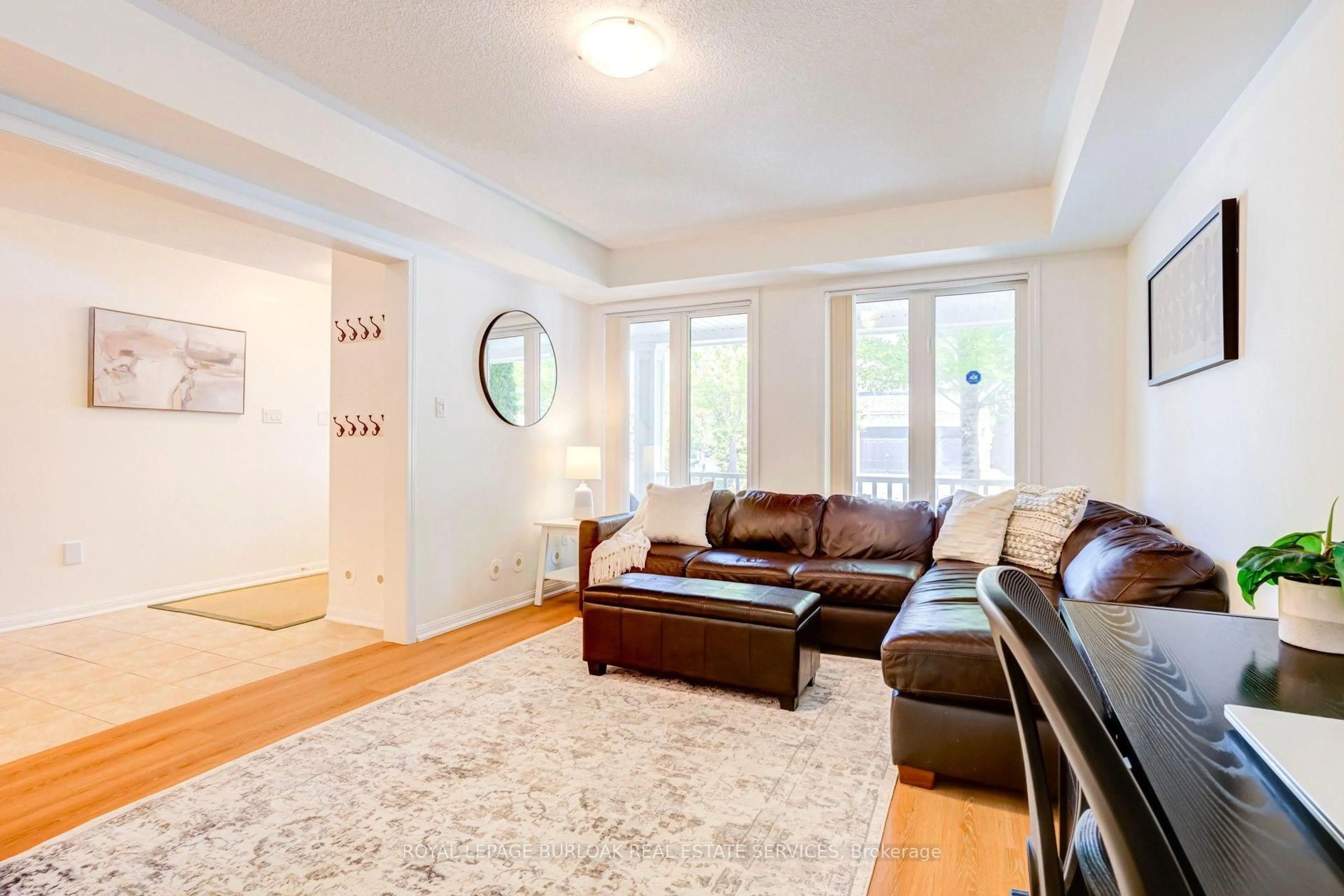 Living room with furniture, unknown for 672 Mceastern Path, Milton Ontario L9T 0G4