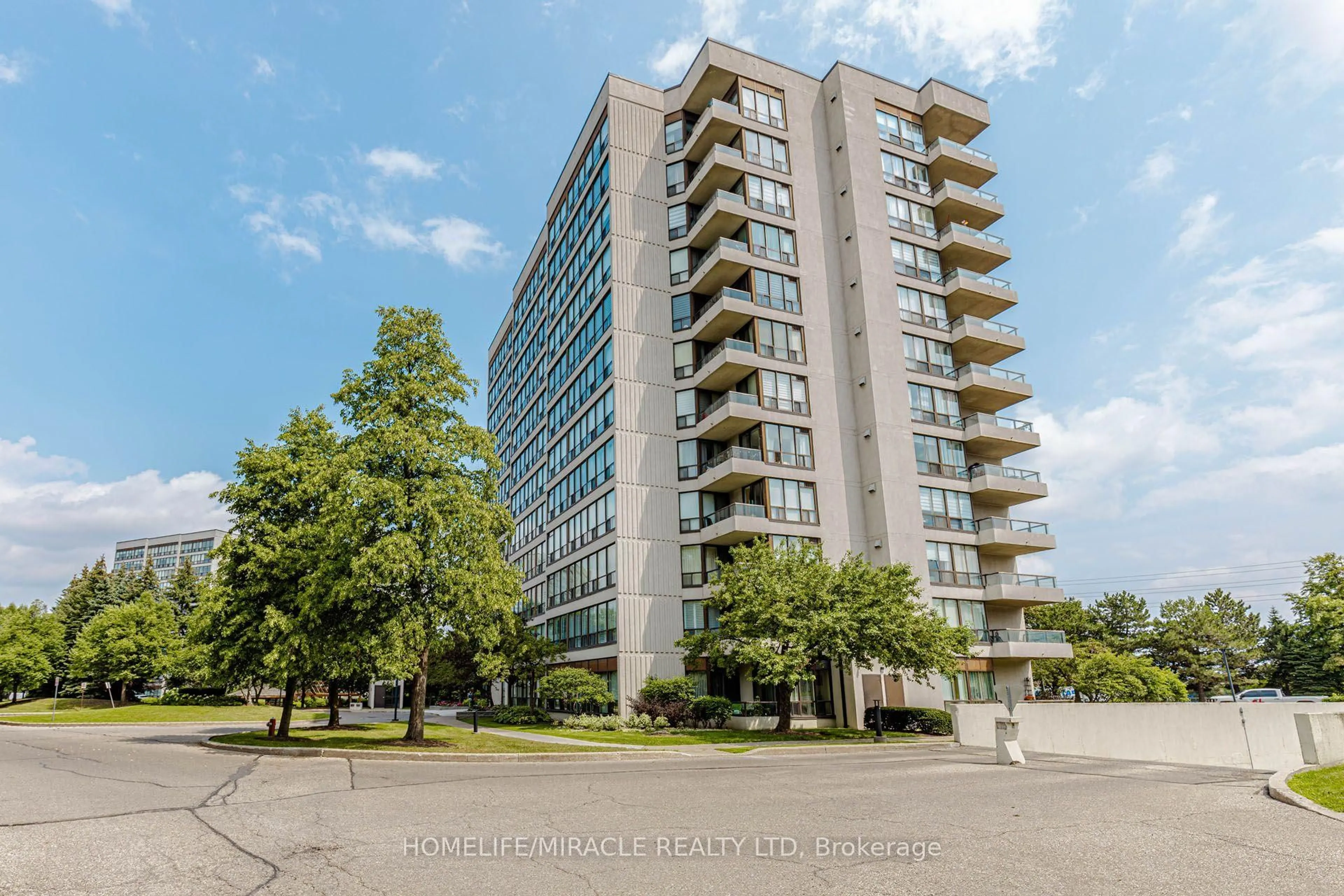 Unknown for 12 Laurelcrest St #804, Brampton Ontario L6S 5Y4