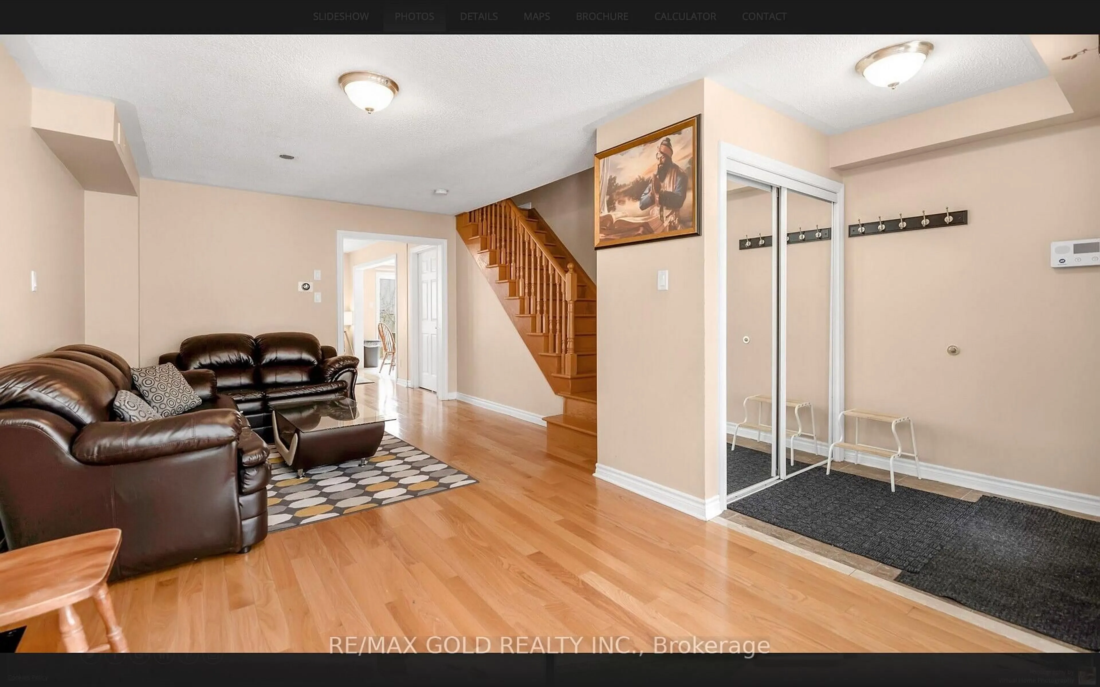 Indoor entryway for 17 Echoridge Dr, Brampton Ontario L7A 3L2