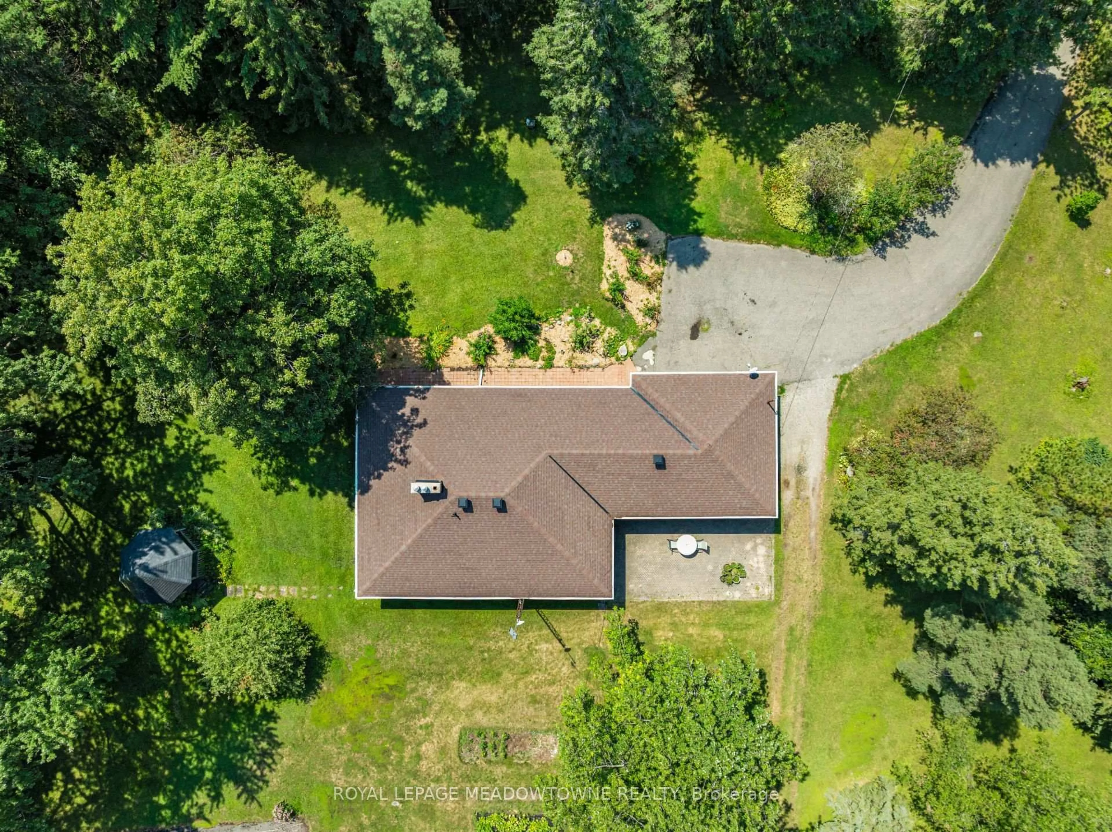 A pic from outside/outdoor area/front of a property/back of a property/a pic from drone, forest/trees view for 16703 Mississauga Rd, Caledon Ontario L7K 1M8