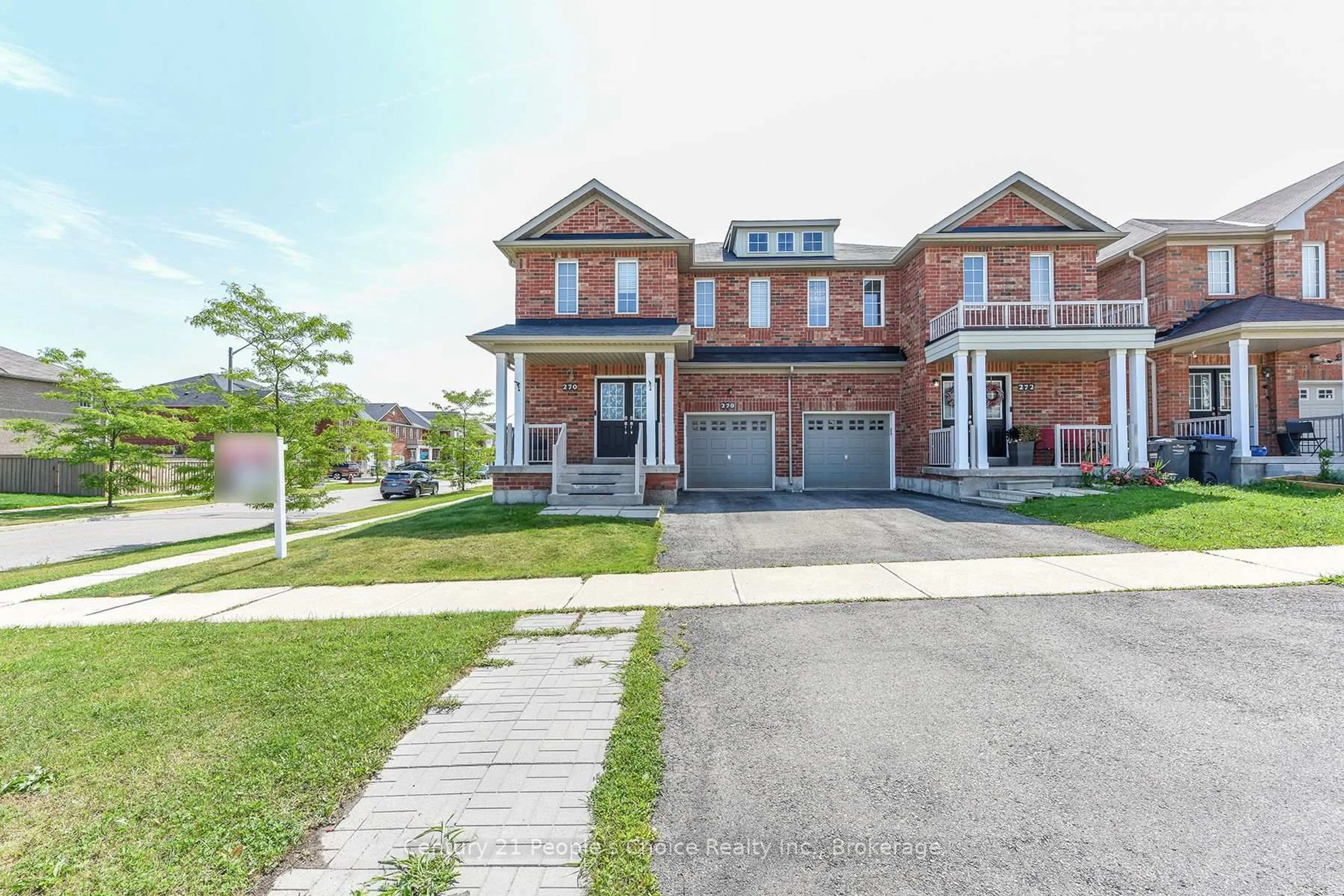 Home with brick exterior material, street for 270 Brussels Ave, Brampton Ontario L6Z 0G3
