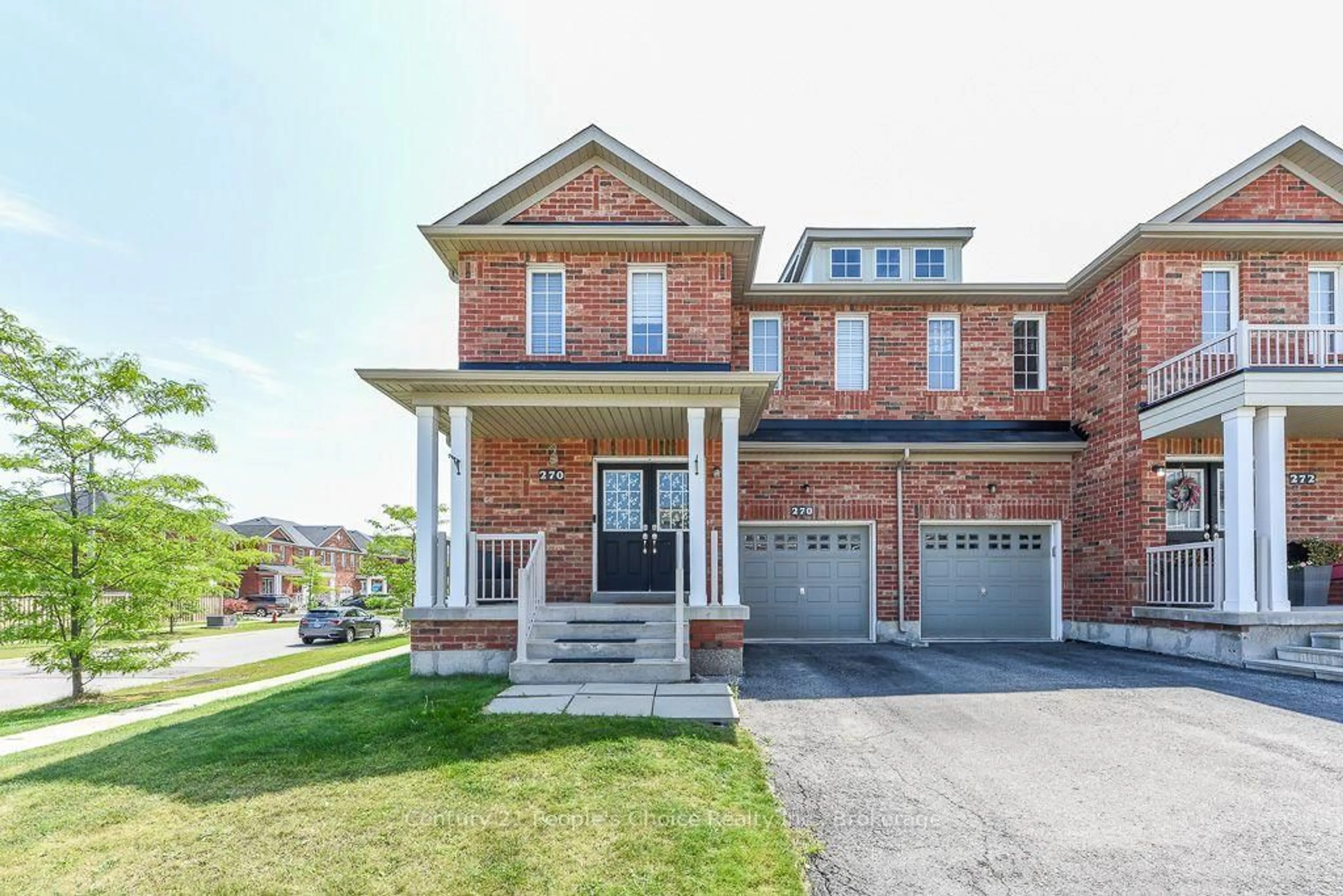 Home with brick exterior material, street for 270 Brussels Ave, Brampton Ontario L6Z 0G3