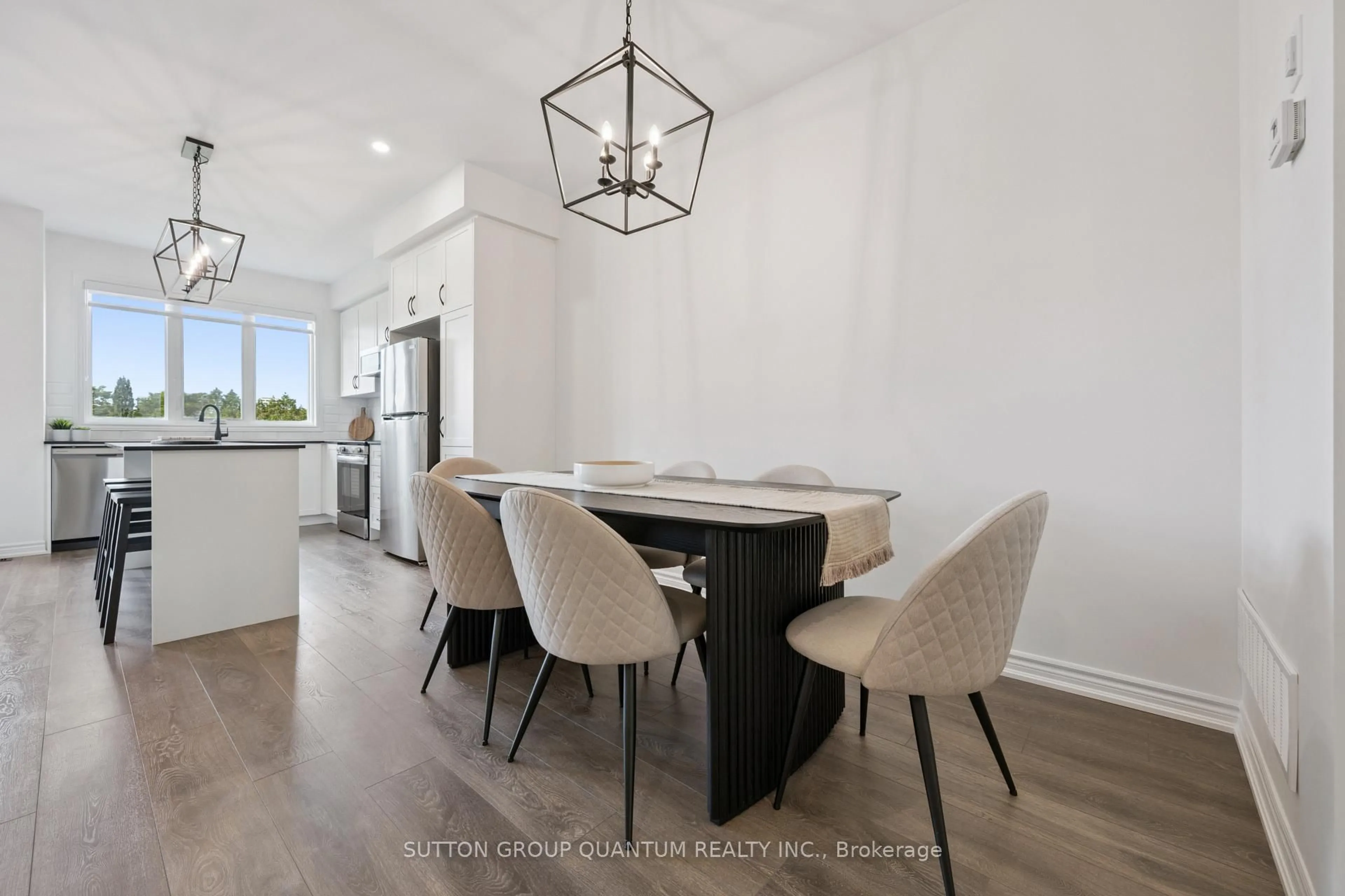 Dining room, unknown for 3040 Robert Lamb Blvd, Oakville Ontario L6H 7H5
