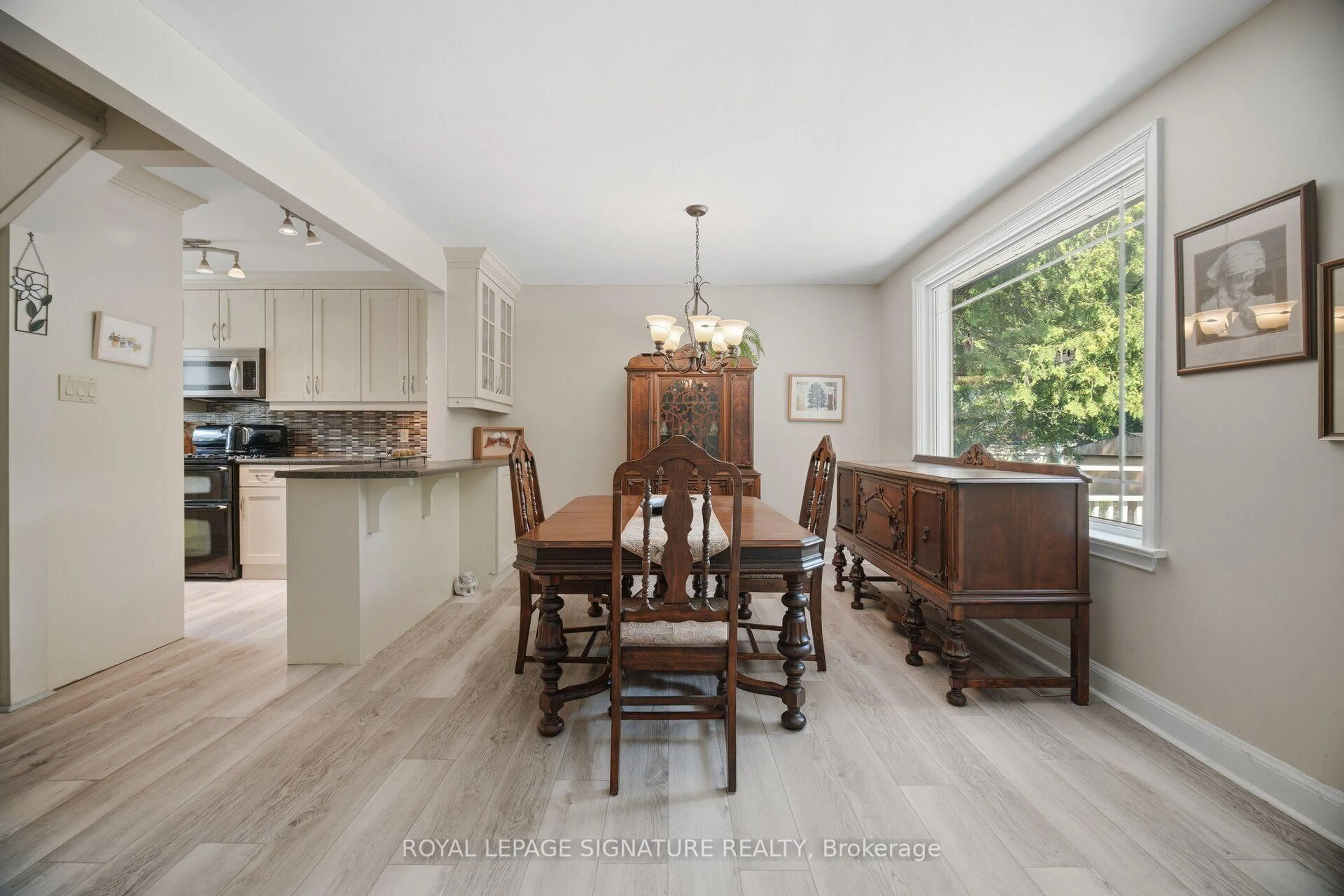 Open concept kitchen, unknown for 10 Elmview Crt, Toronto Ontario M9A 2T8