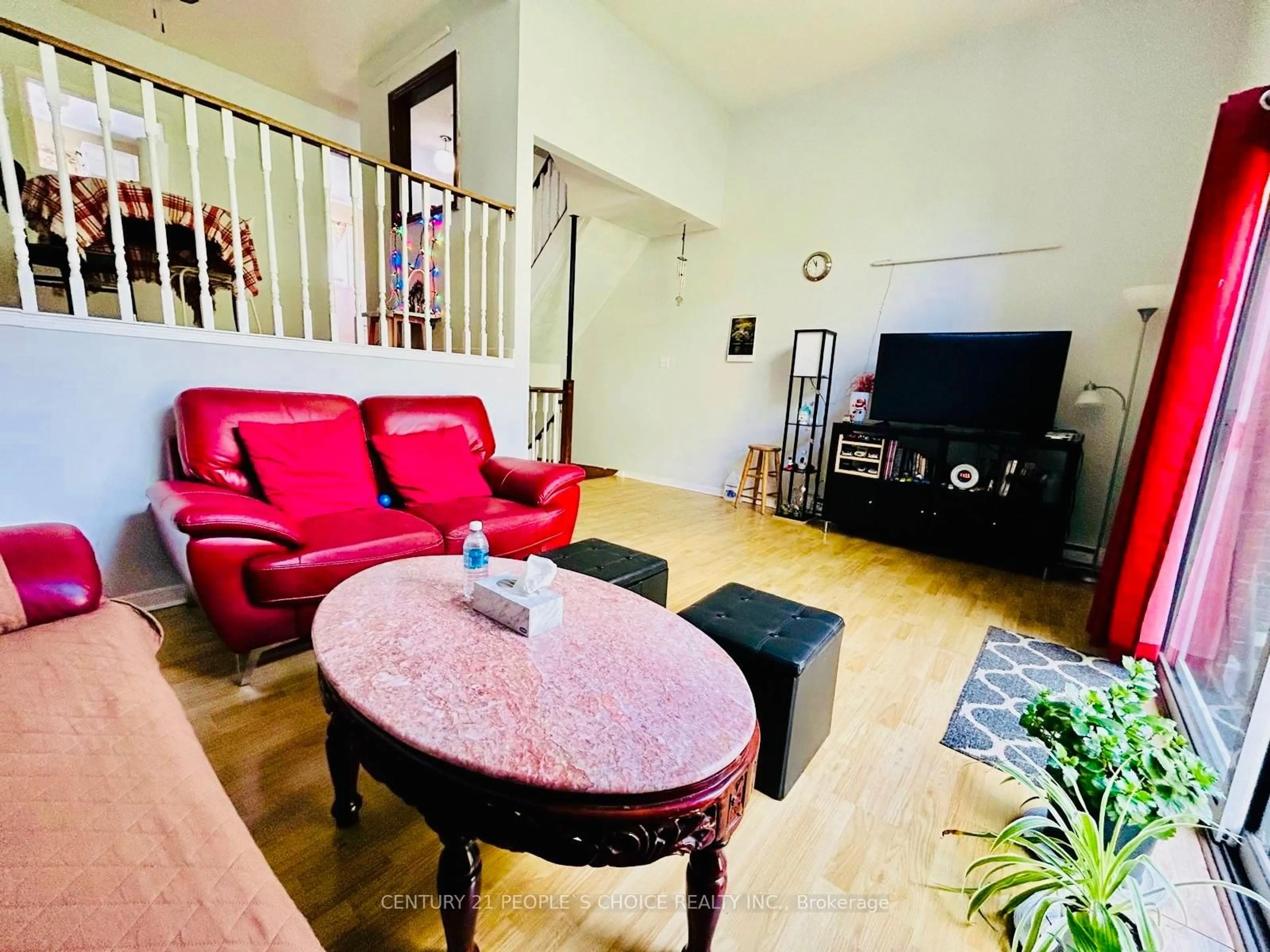 Living room with furniture, unknown for 25 Mccallum Crt, Brampton Ontario L6W 3M4
