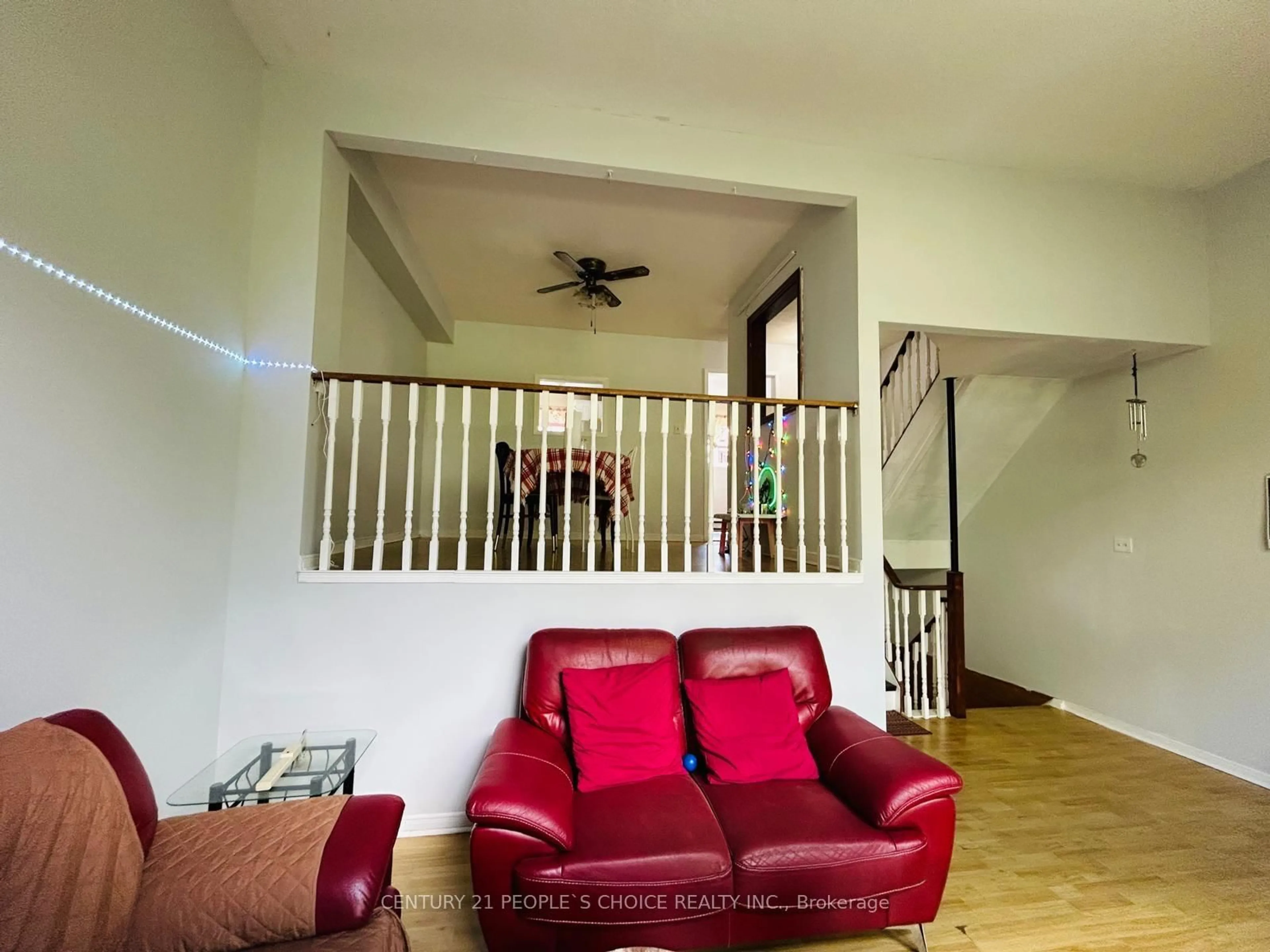Living room with furniture, unknown for 25 Mccallum Crt, Brampton Ontario L6W 3M4