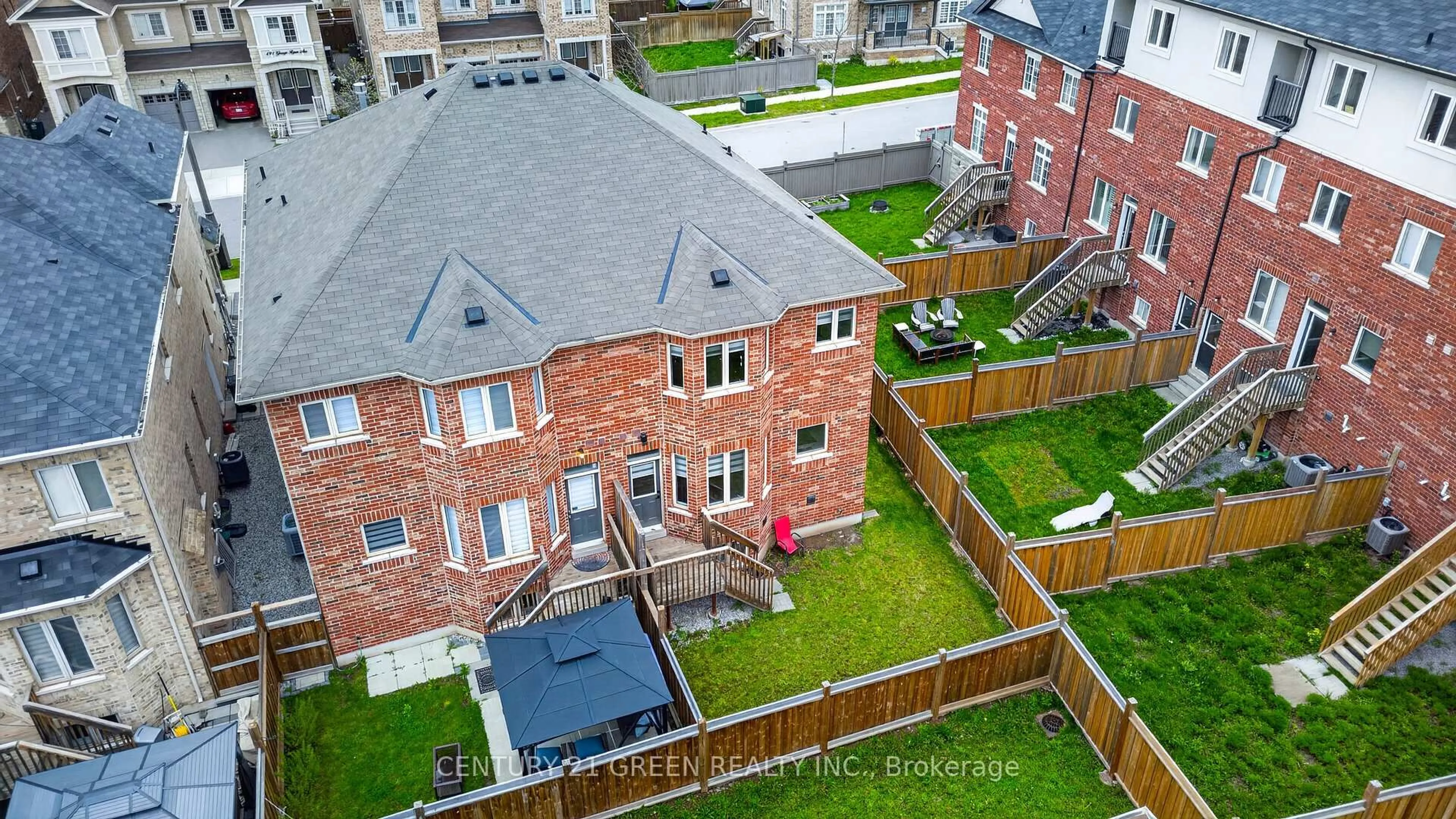 A pic from outside/outdoor area/front of a property/back of a property/a pic from drone, city buildings view from balcony for 496 George Ryan Ave, Oakville Ontario L6H 0S5