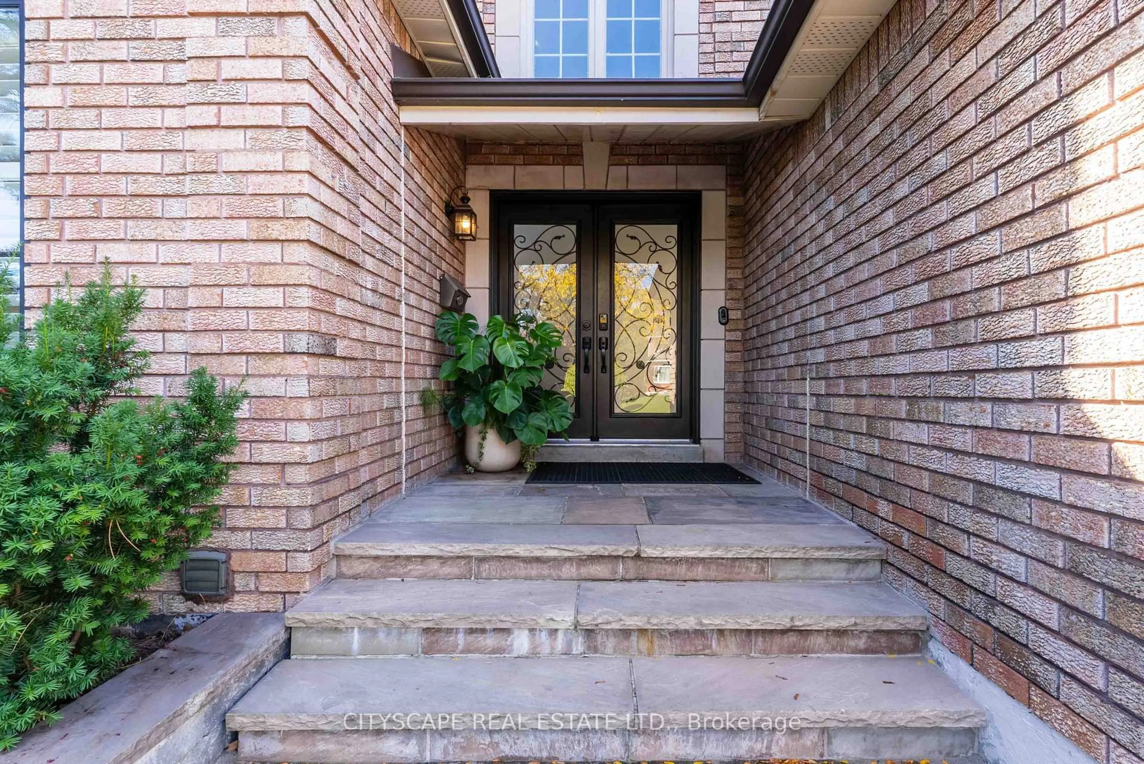 Unknown for 4582 Badminton Dr, Mississauga Ontario L5M 3H6