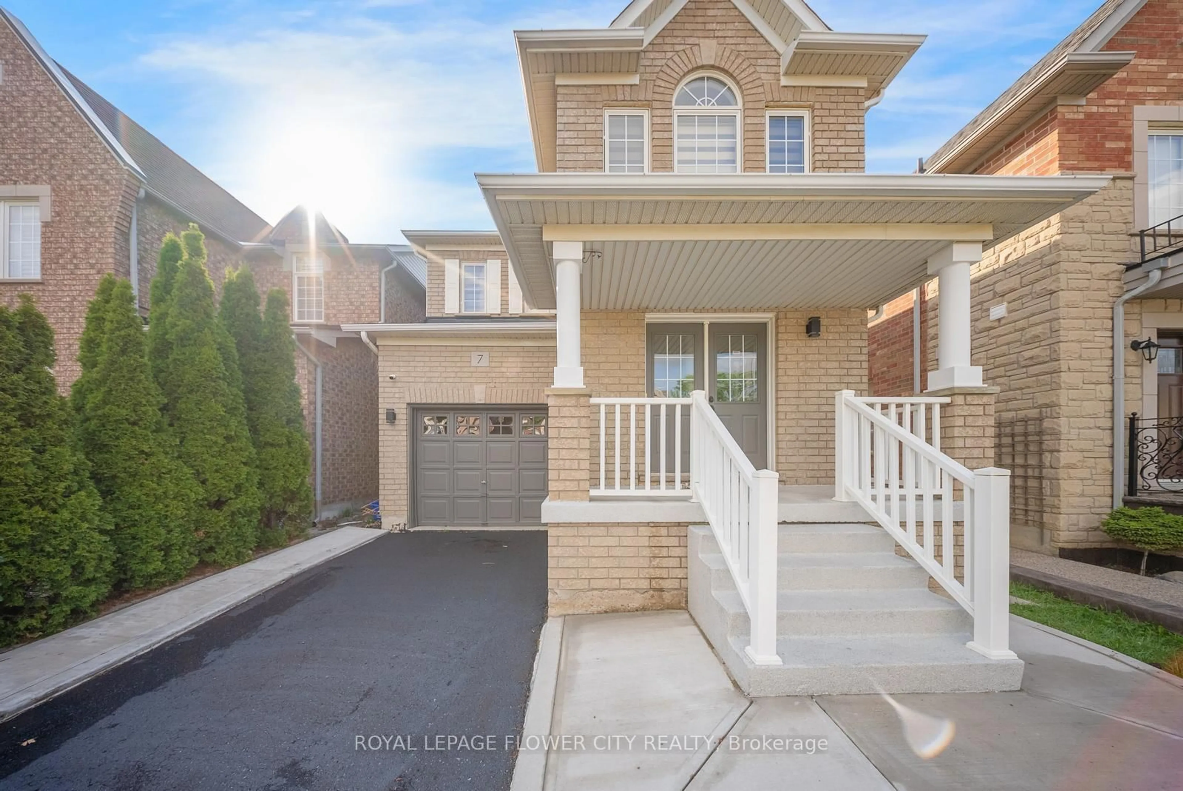 Unknown for 7 Penbridge Circ, Brampton Ontario L7A 2P8
