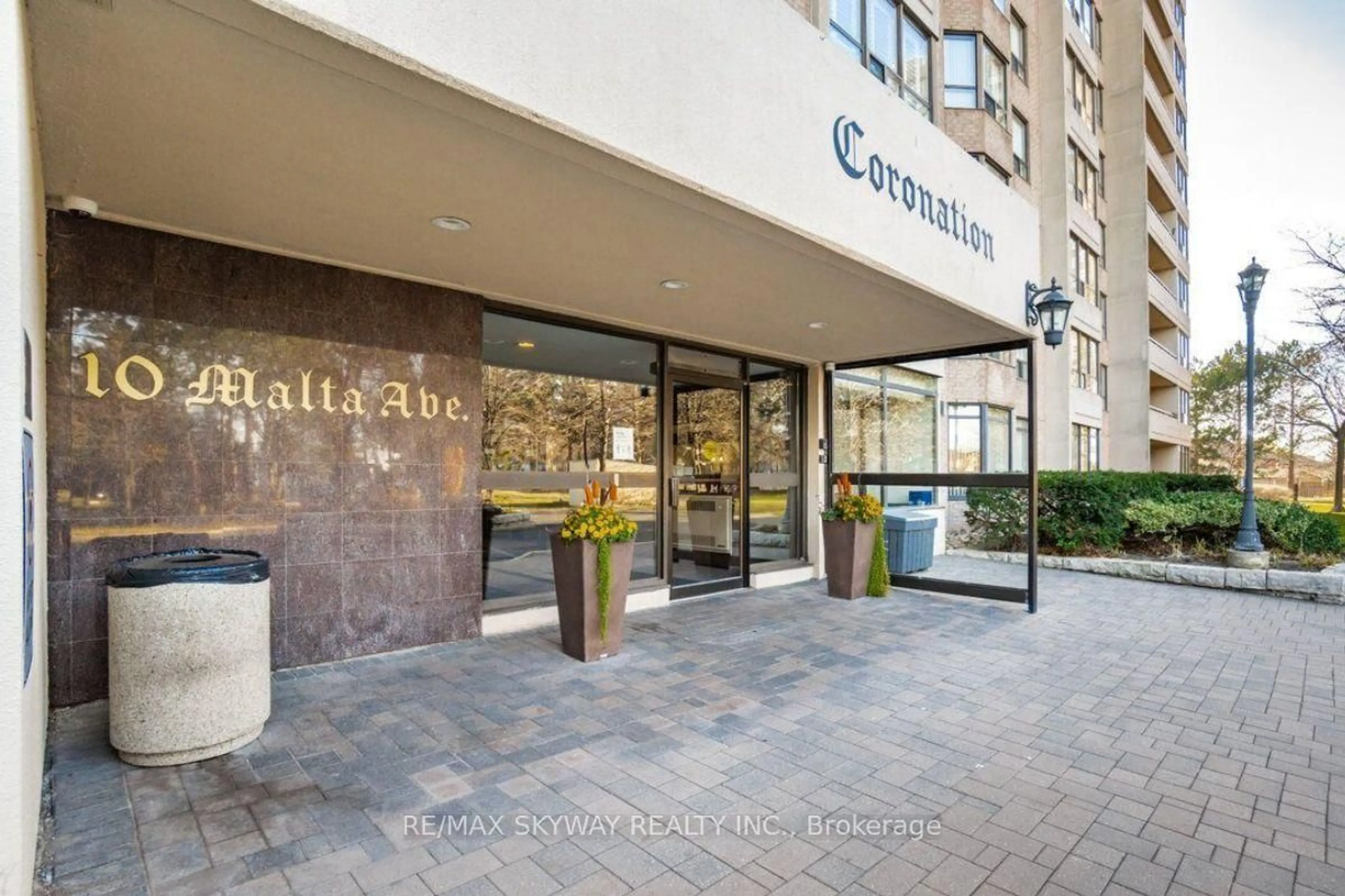 Unknown for 10 Malta Ave #905, Brampton Ontario L6Y 4G6