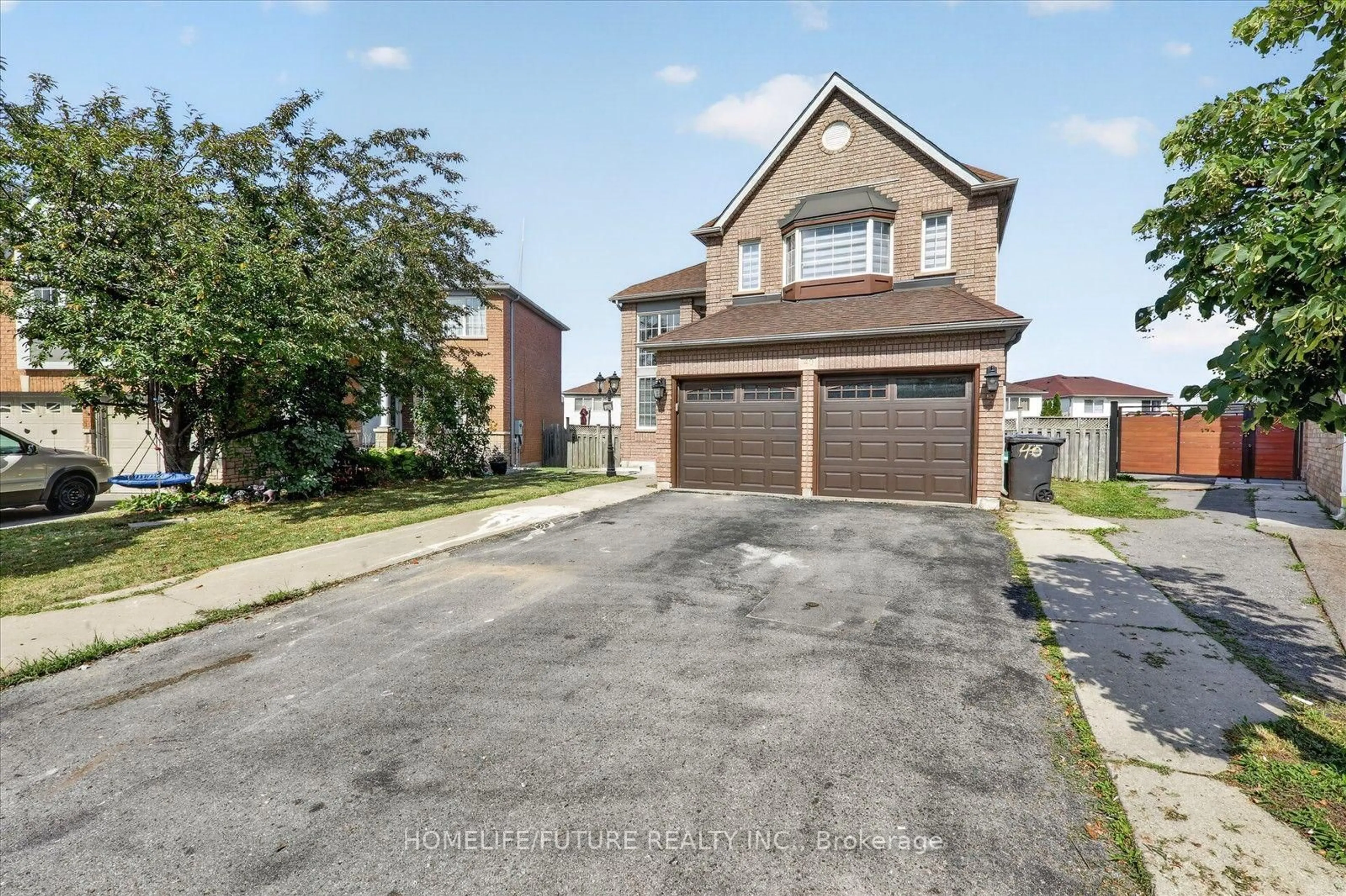 Home with brick exterior material, street for 40 Tobosa Tr, Brampton Ontario L6R 2B4