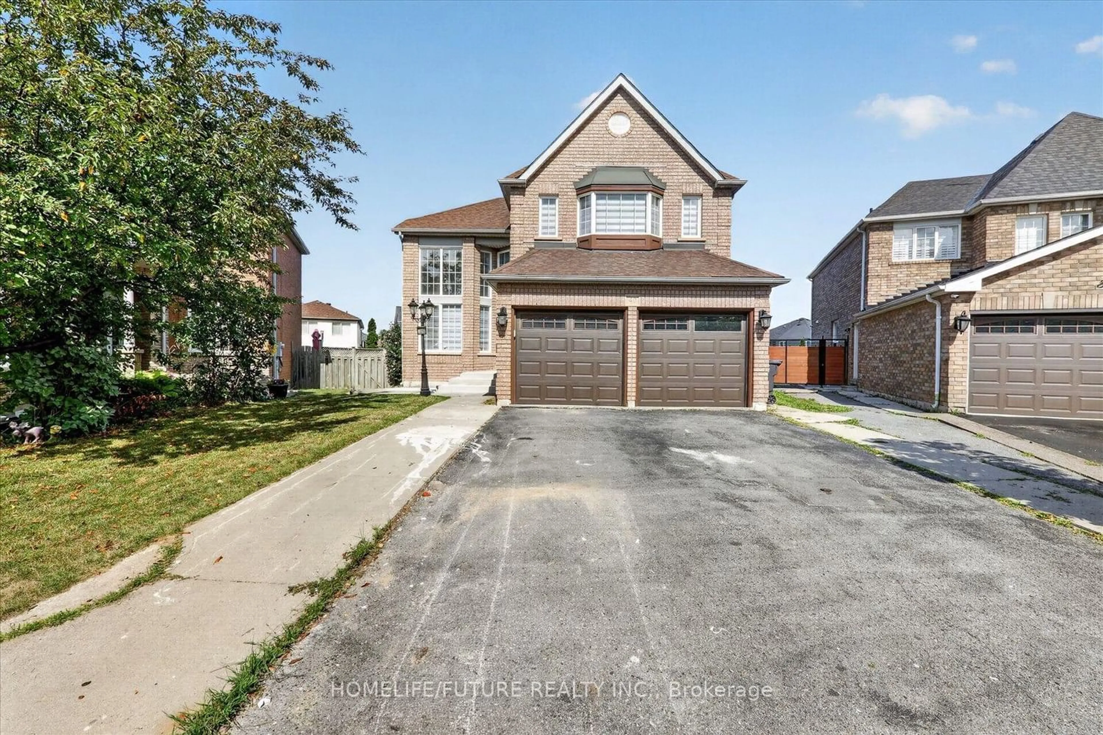 Home with brick exterior material, street for 40 Tobosa Tr, Brampton Ontario L6R 2B4