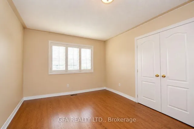 3506 Aquinas Ave, Mississauga 5