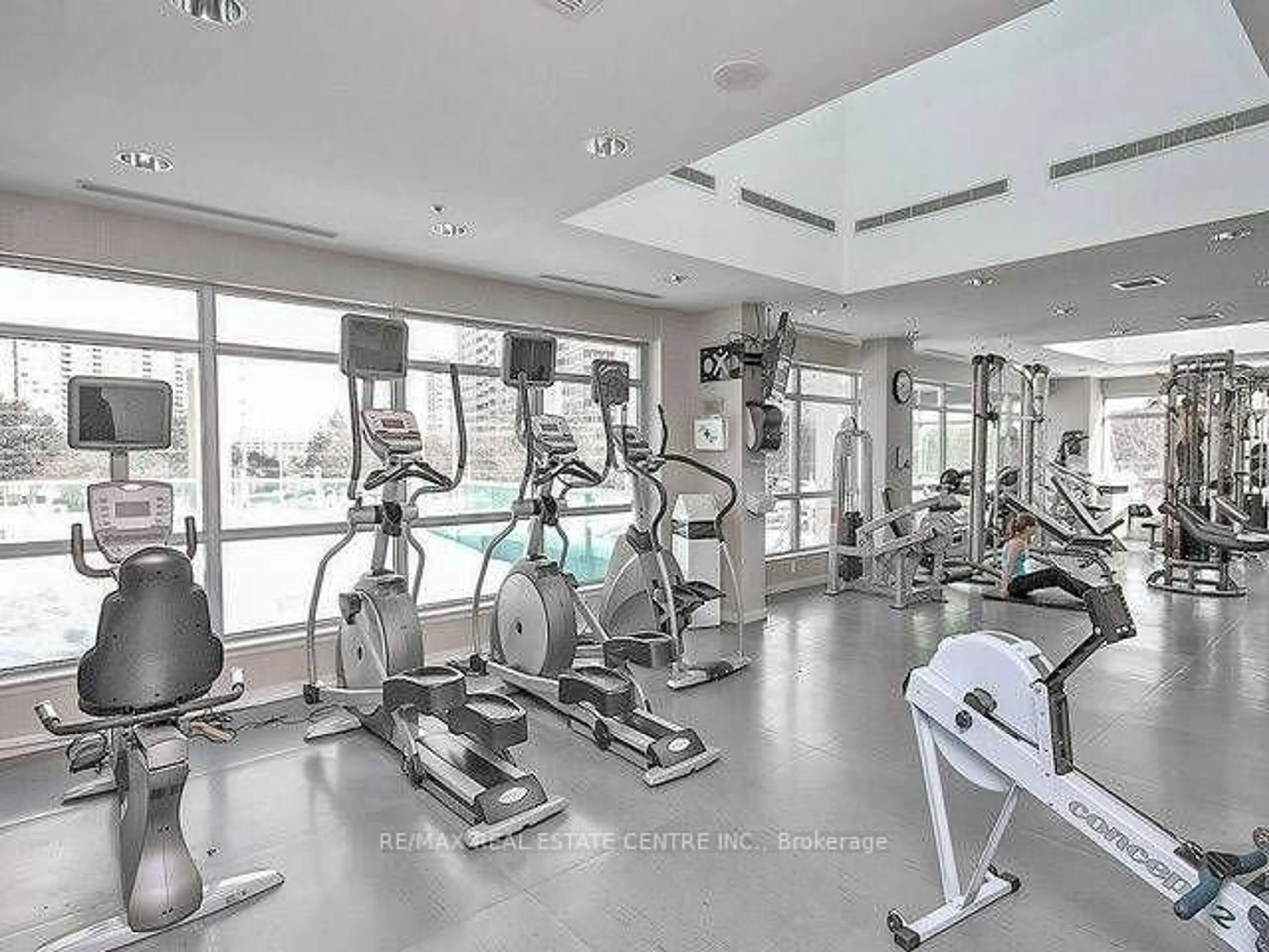 Gym or fitness room for 33 Elm Dr #1205, Mississauga Ontario L5B 4M2