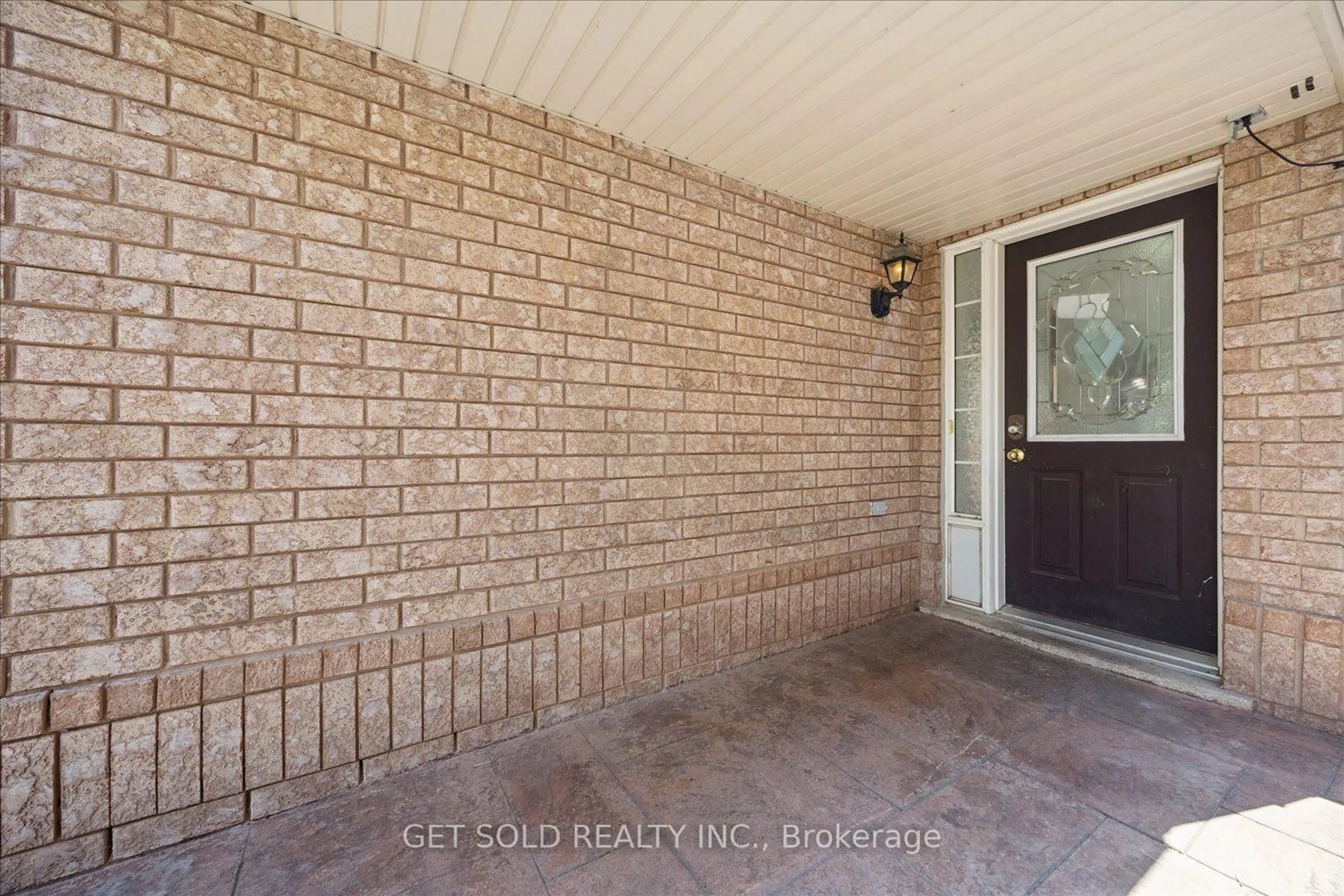 Unknown for 9 Raccoon St, Brampton Ontario L6S 6L8