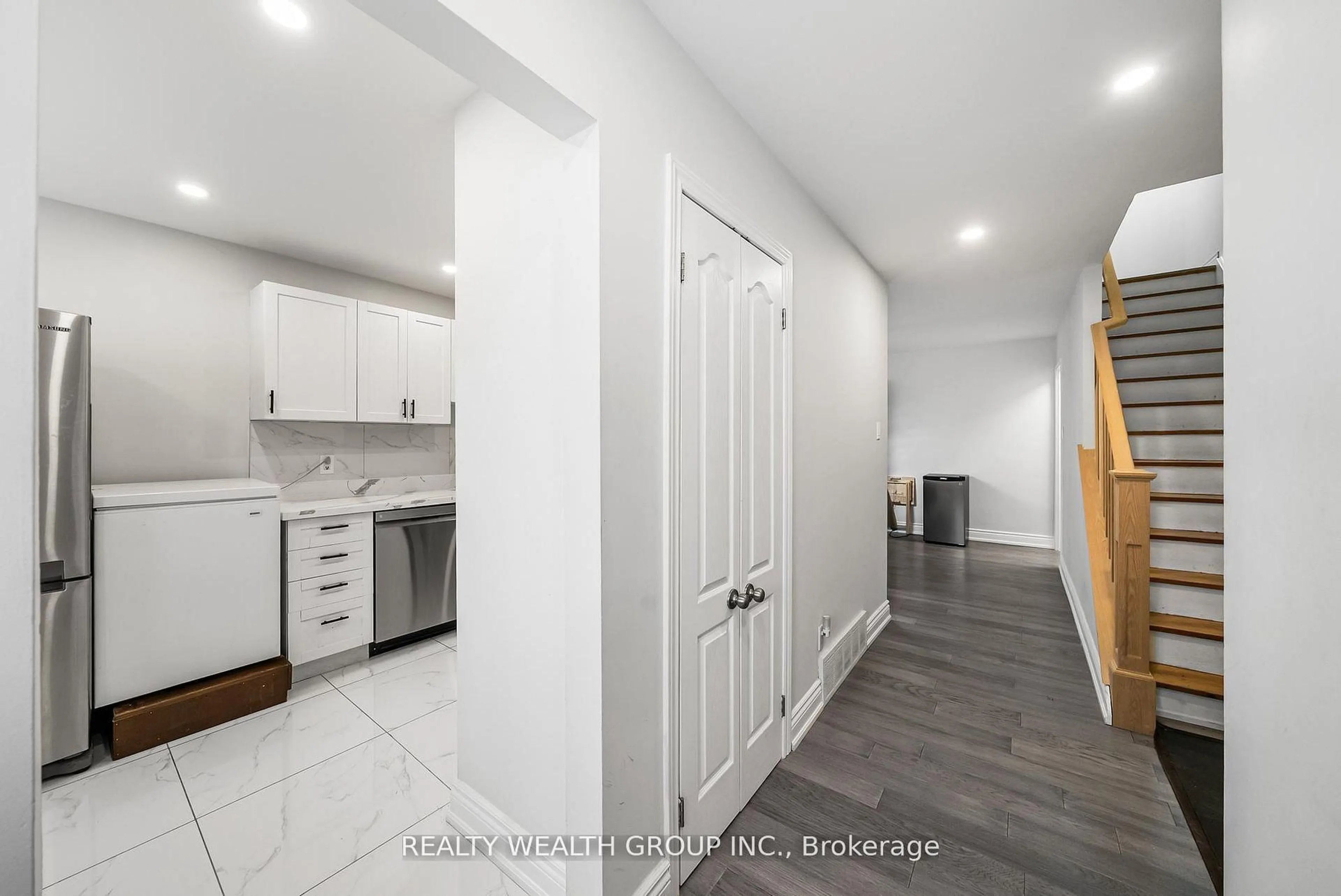 Unknown for 521 Timber Lane #39, Burlington Ontario L7L 4B1
