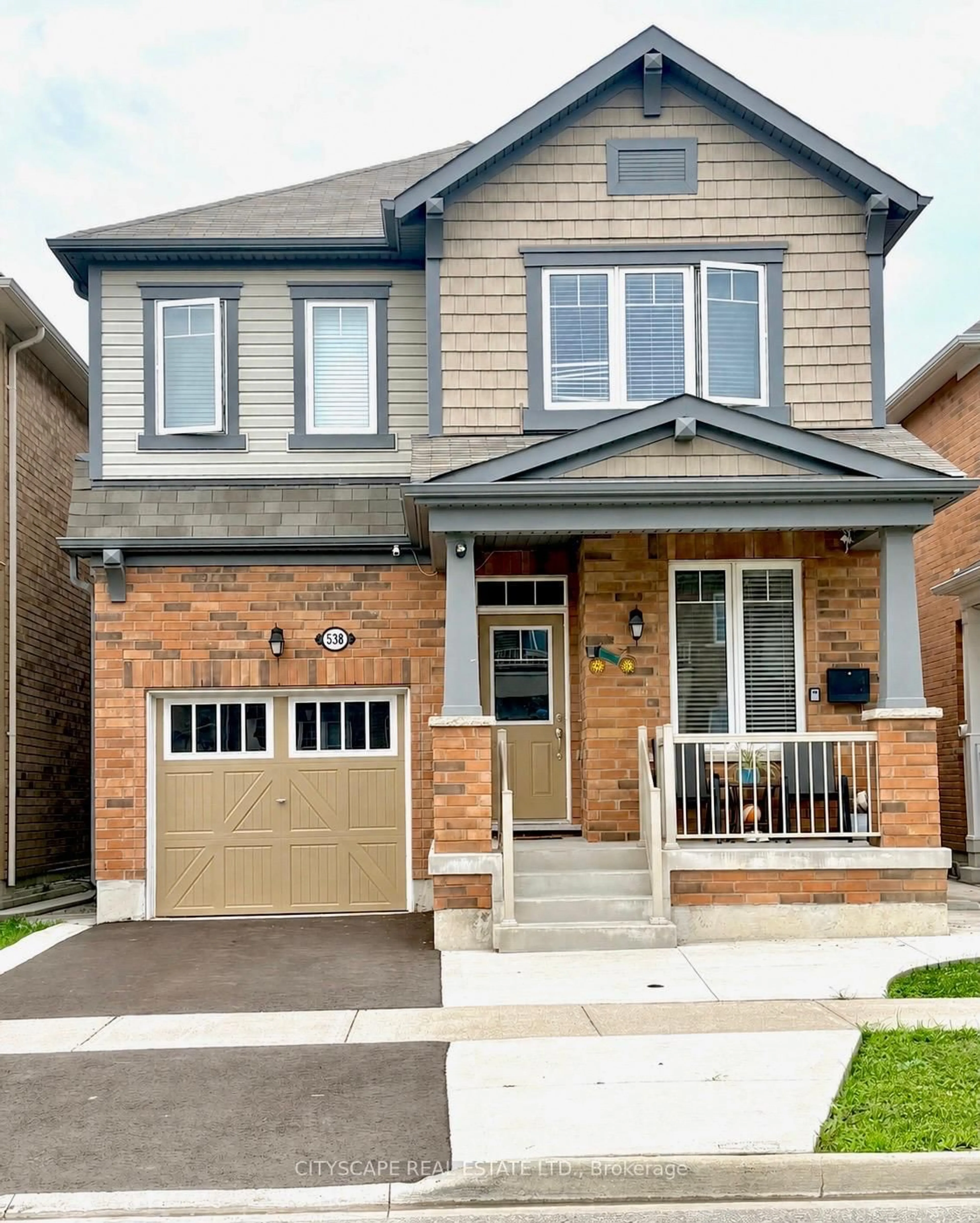 Home with brick exterior material, street for 538 Edenbrook Hill Dr, Brampton Ontario L7A 4T7