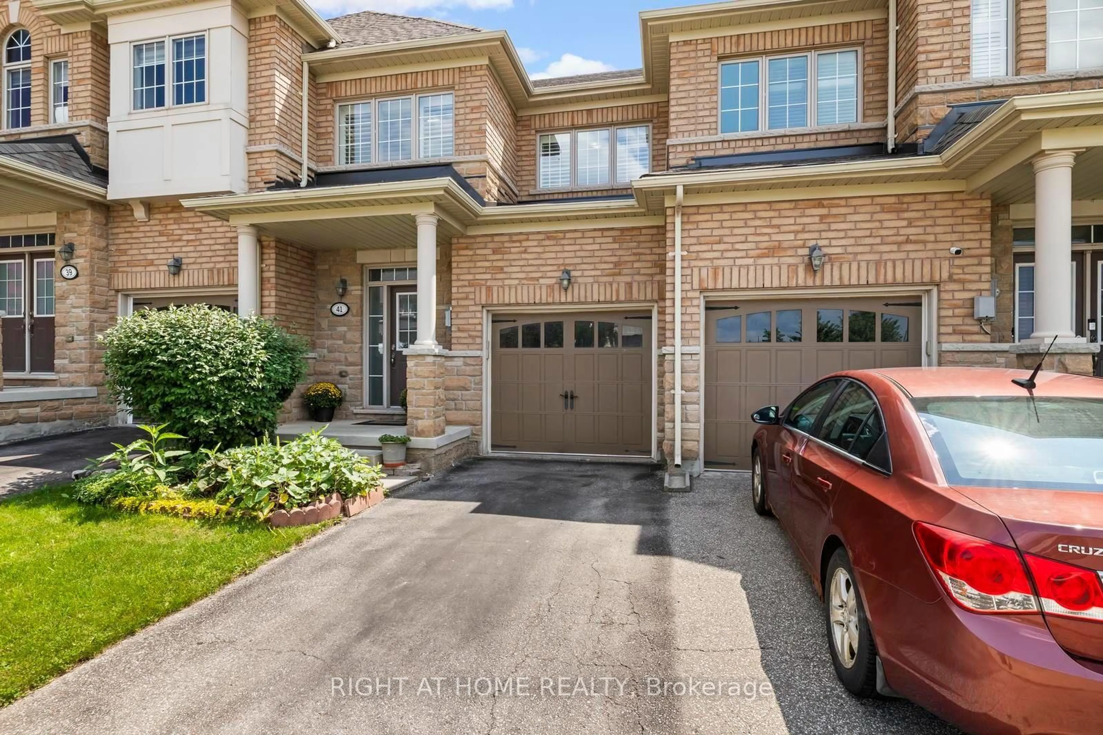 Unknown for 41 Coastline Dr, Brampton Ontario L6Y 0T6