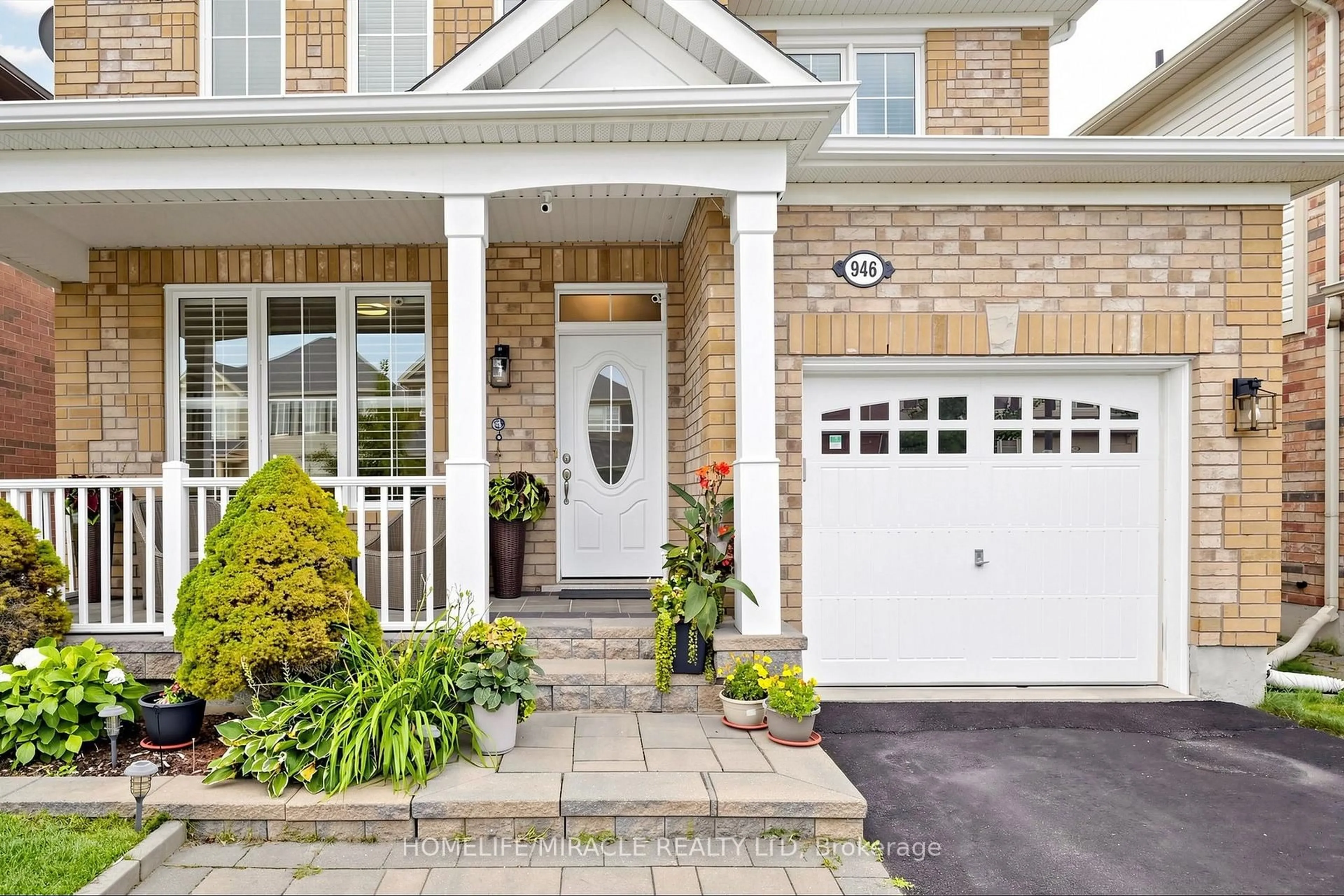 Home with brick exterior material, street for 946 Whewell Tr, Milton Ontario L9T 8C5