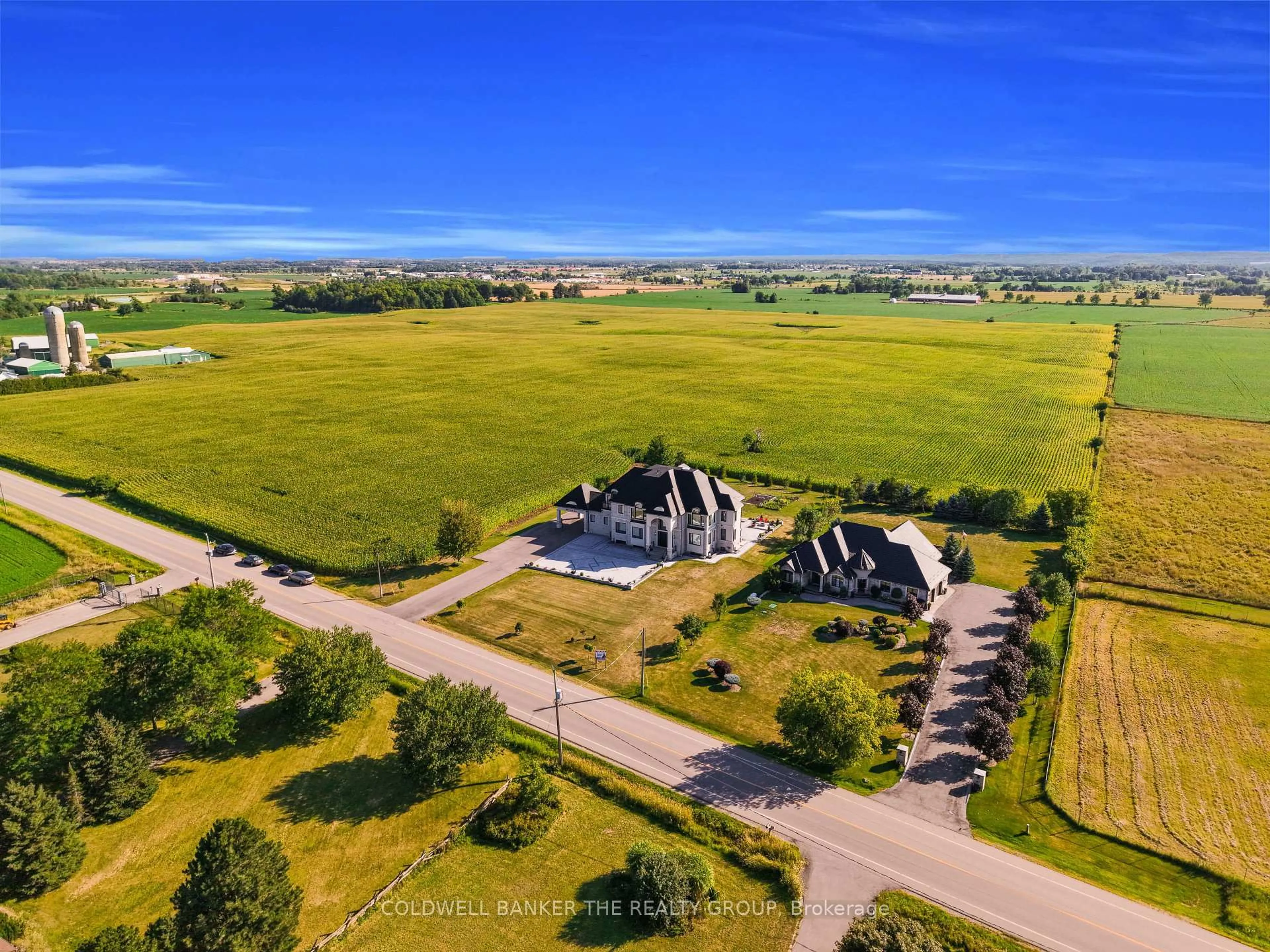 A pic from outside/outdoor area/front of a property/back of a property/a pic from drone, unknown for 14374 Kennedy Rd, Caledon Ontario L7C 2G3
