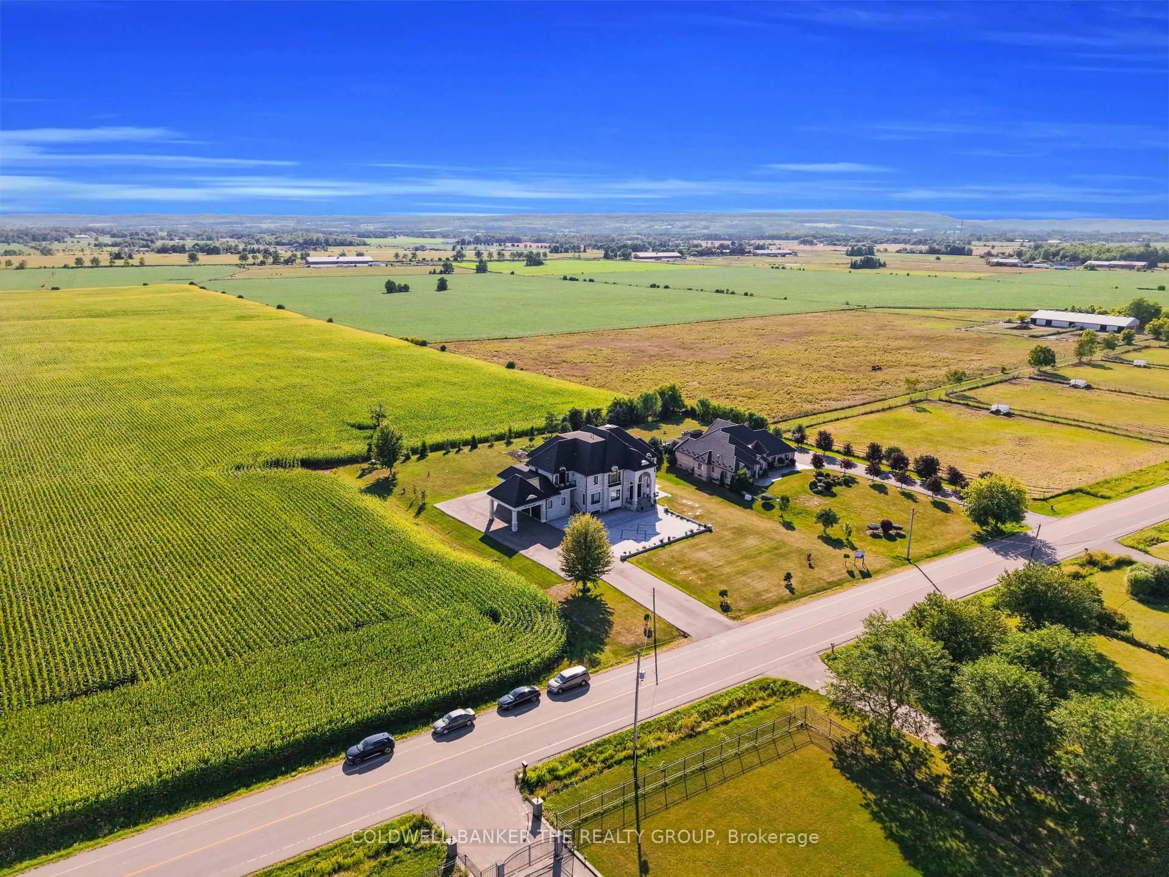 A pic from outside/outdoor area/front of a property/back of a property/a pic from drone, mountain view for 14374 Kennedy Rd, Caledon Ontario L7C 2G3