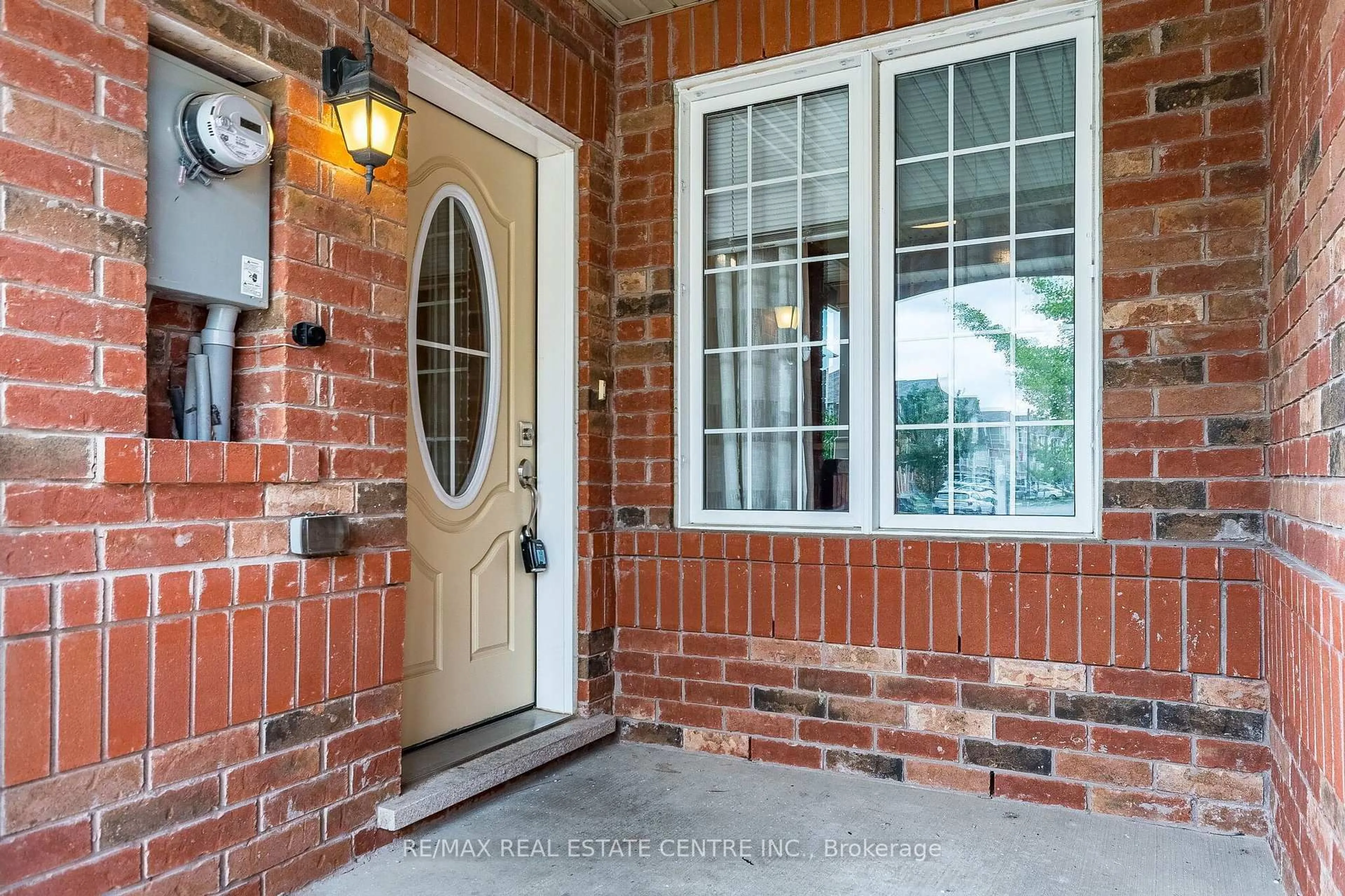 Unknown for 1020 Stemman Pl, Milton Ontario L9T 8H3