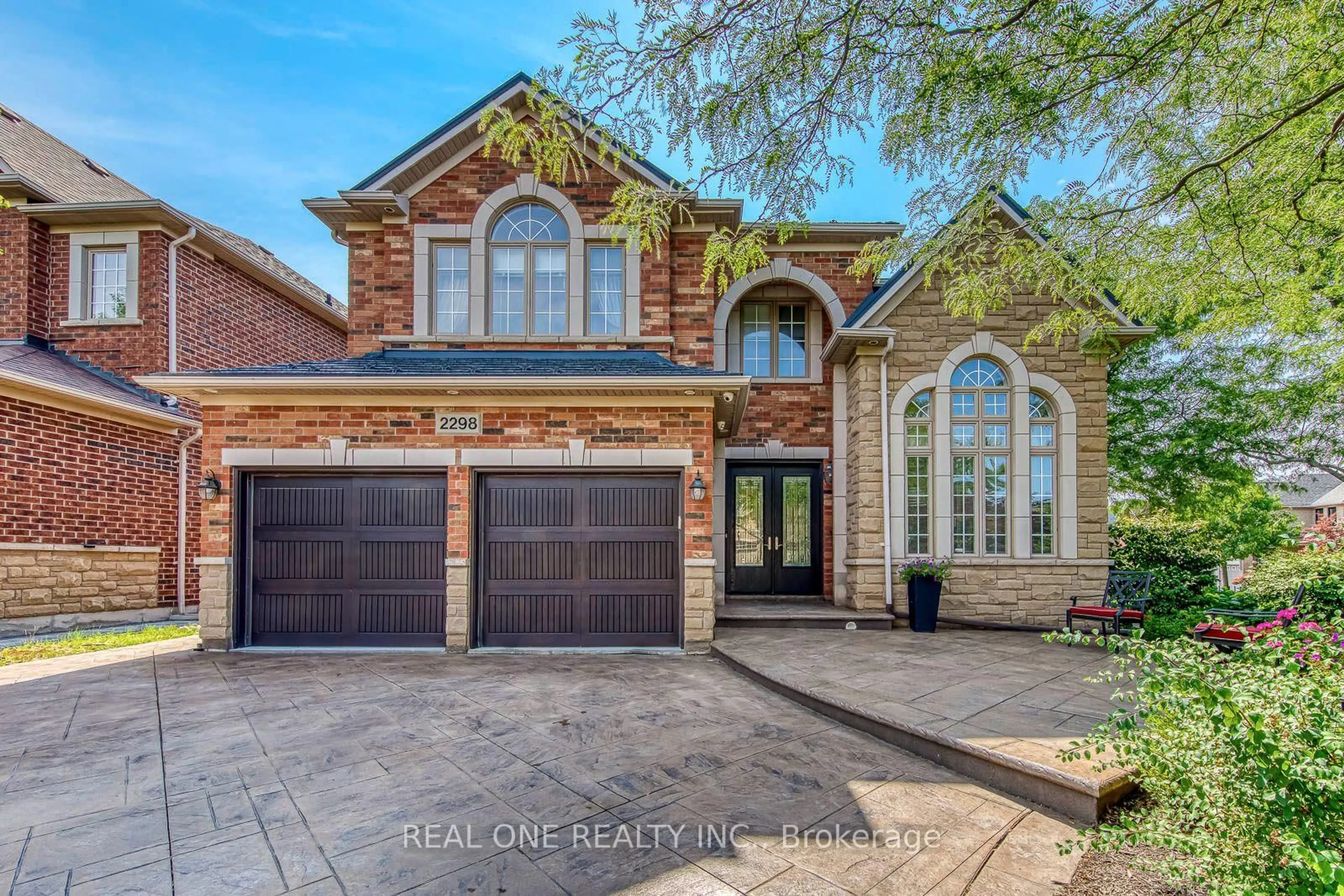 Home with brick exterior material, street for 2298 Salcome Dr, Oakville Ontario L6H 7N2