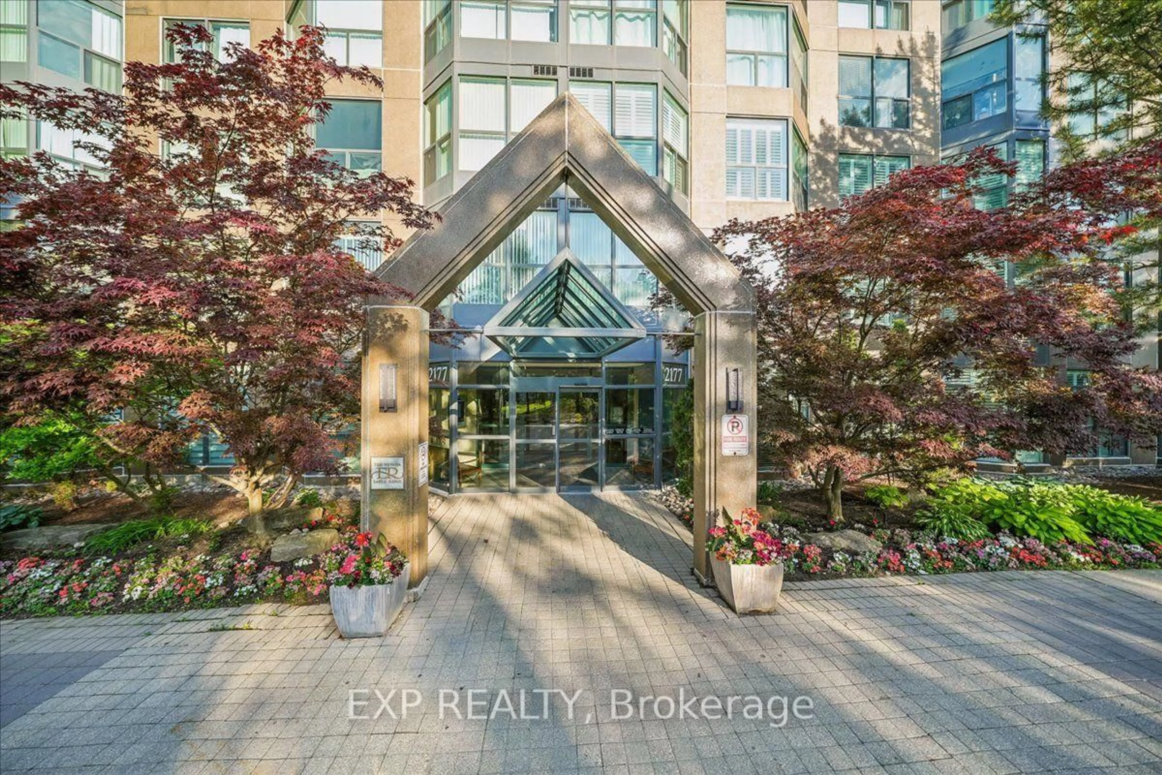 Indoor entryway for 2177 Burnhamthorpe Rd #1603, Mississauga Ontario L5L 5P9