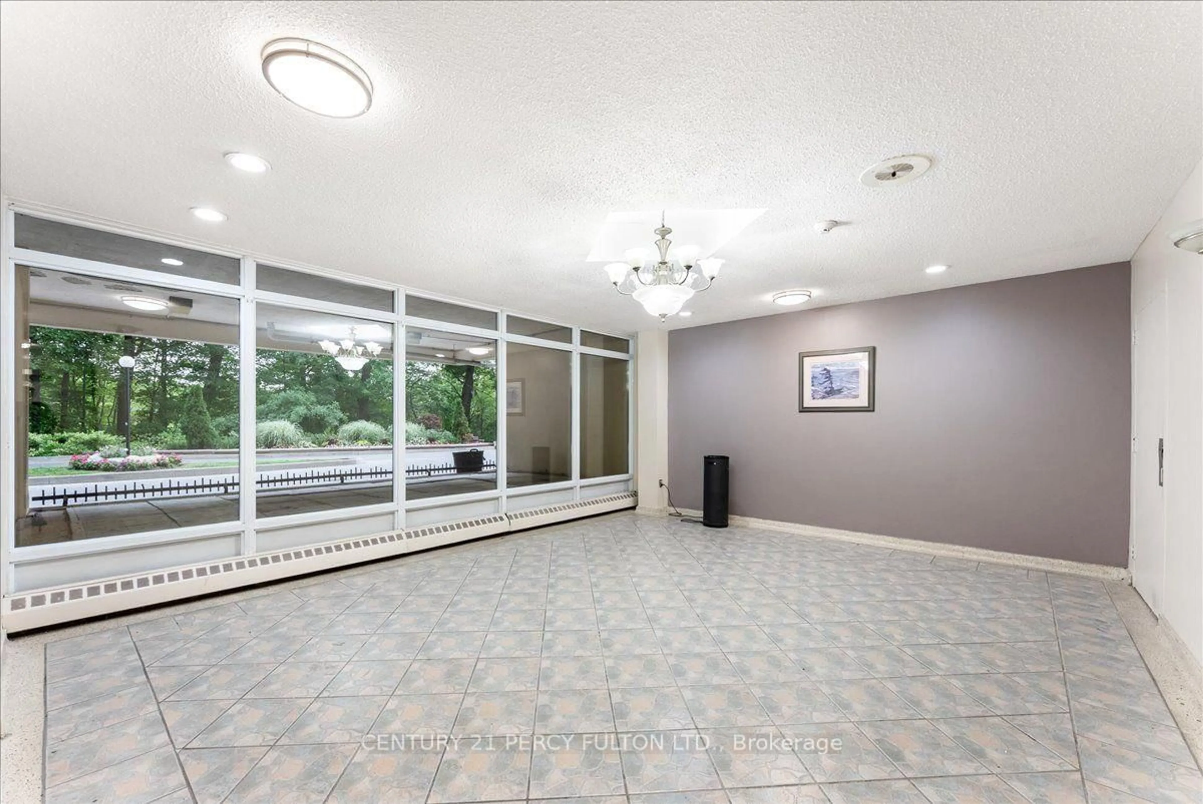 Indoor foyer for 15 London Green Crt #705, Toronto Ontario M3N 1K4