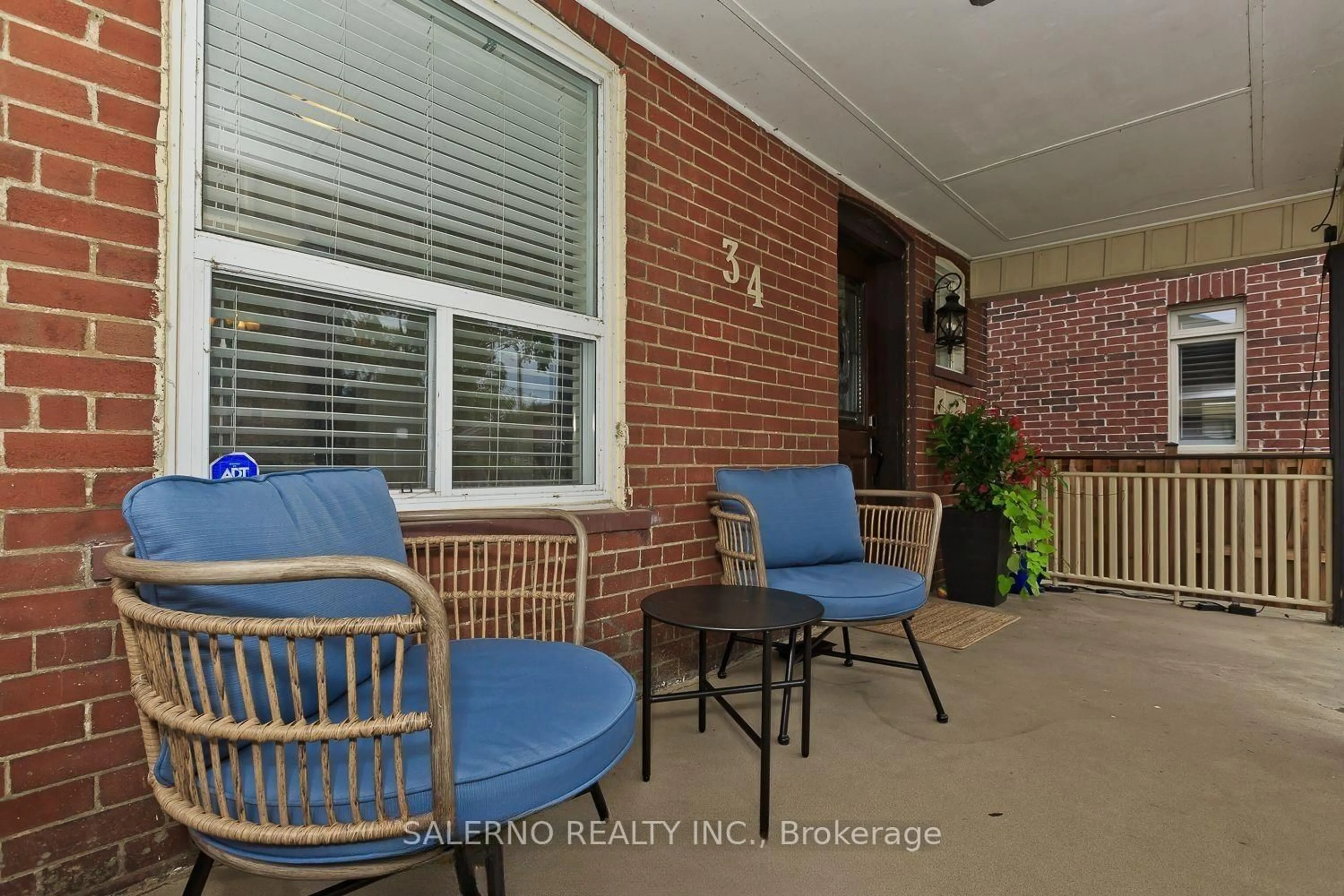 Patio, unknown for 34 Fairfield Ave, Toronto Ontario M8W 1R7