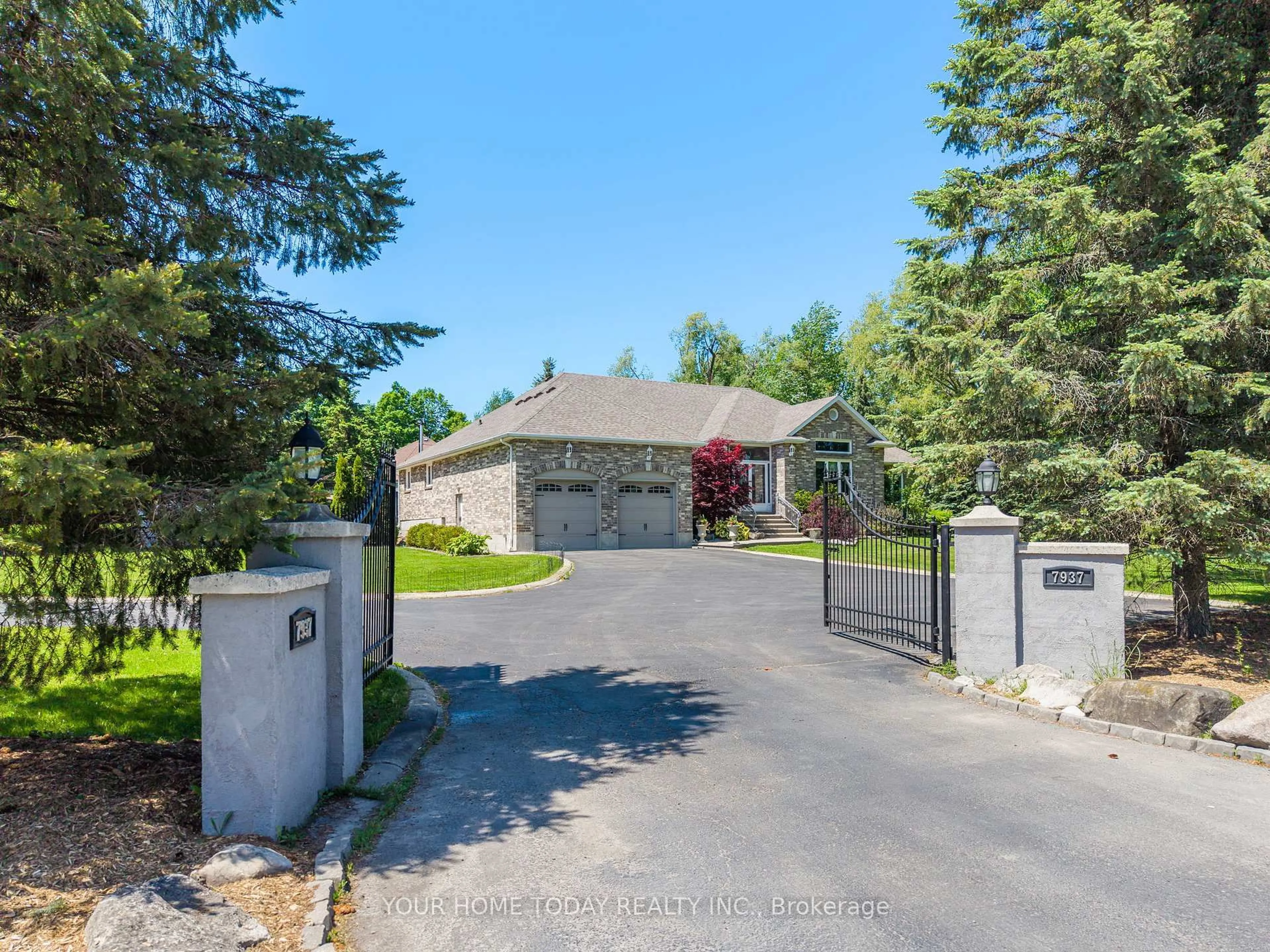 A pic from outside/outdoor area/front of a property/back of a property/a pic from drone, street for 7937 Fifteen Sdrd, Halton Hills Ontario L9T 2X7