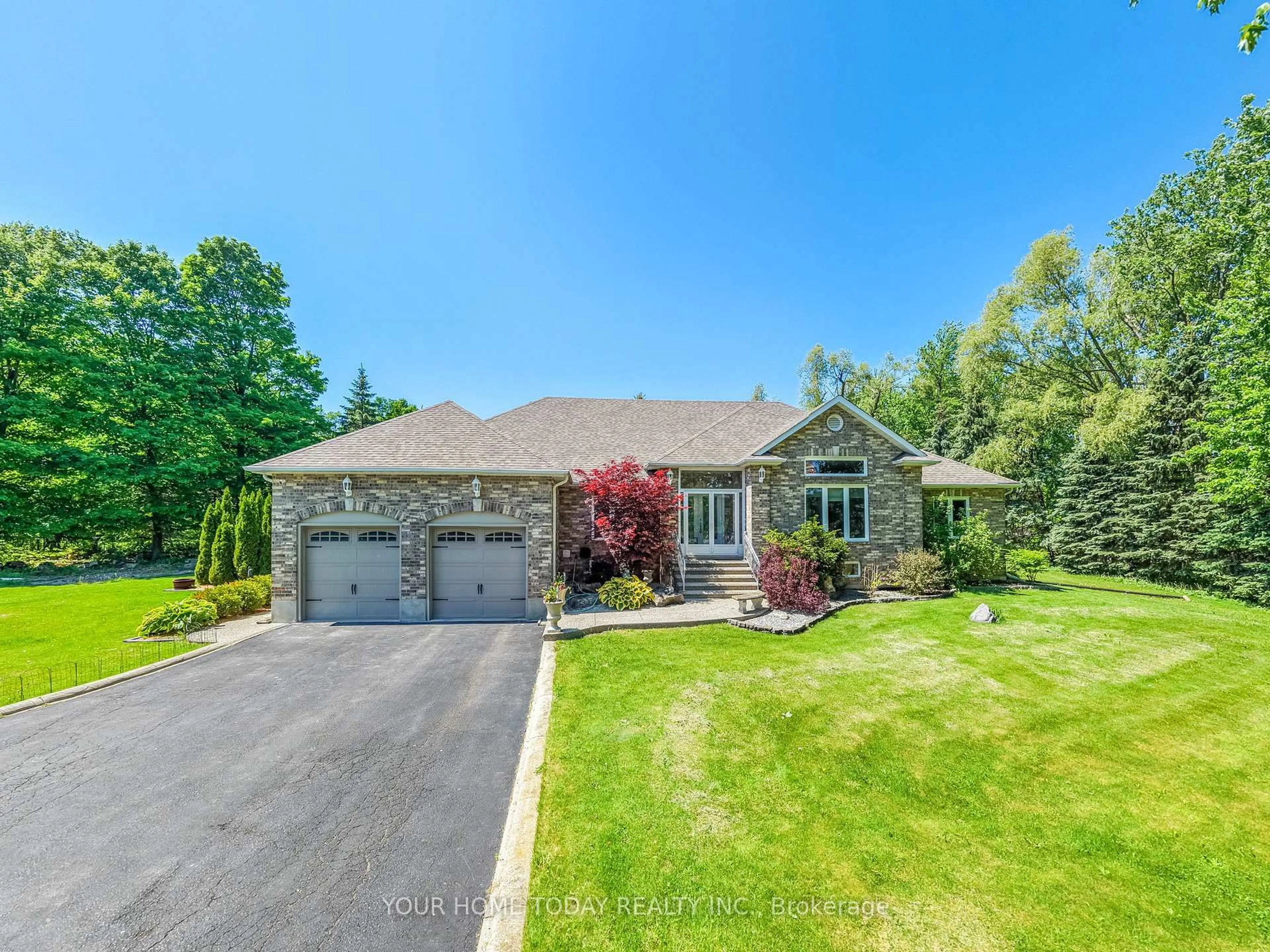 A pic from outside/outdoor area/front of a property/back of a property/a pic from drone, street for 7937 Fifteen Sdrd, Halton Hills Ontario L9T 2X7