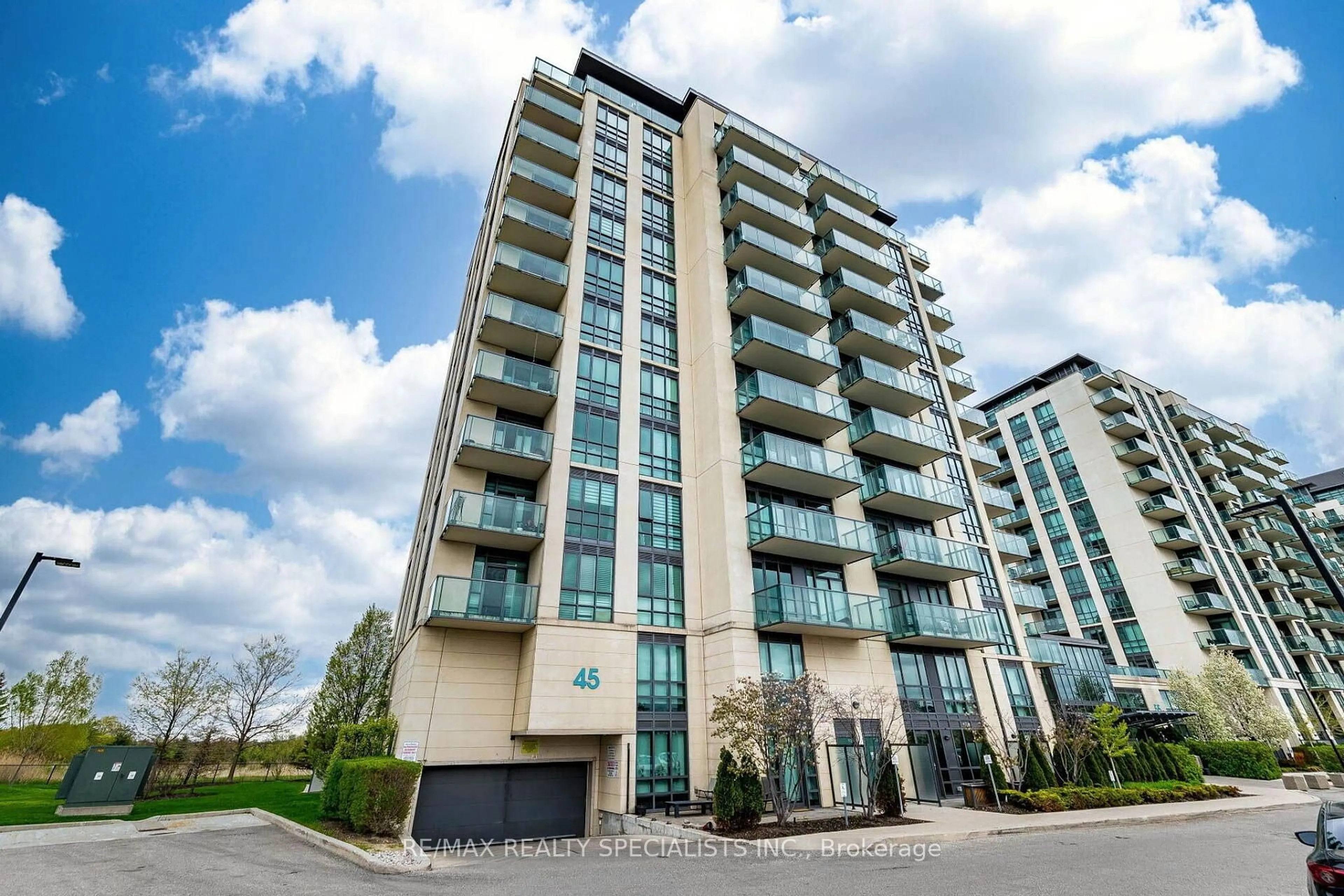 A pic from outside/outdoor area/front of a property/back of a property/a pic from drone, building for 45 Yorkland Blvd #805, Brampton Ontario L6P 4B4