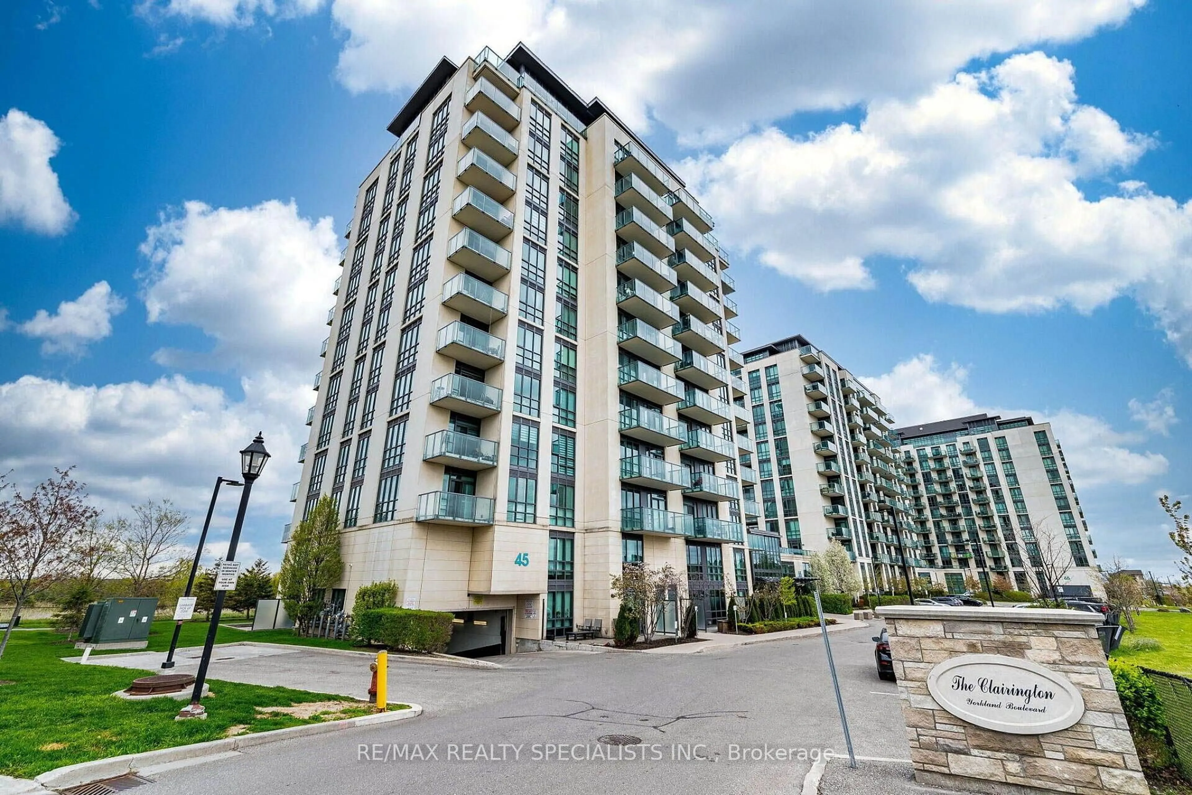 A pic from outside/outdoor area/front of a property/back of a property/a pic from drone, unknown for 45 Yorkland Blvd #805, Brampton Ontario L6P 4B4