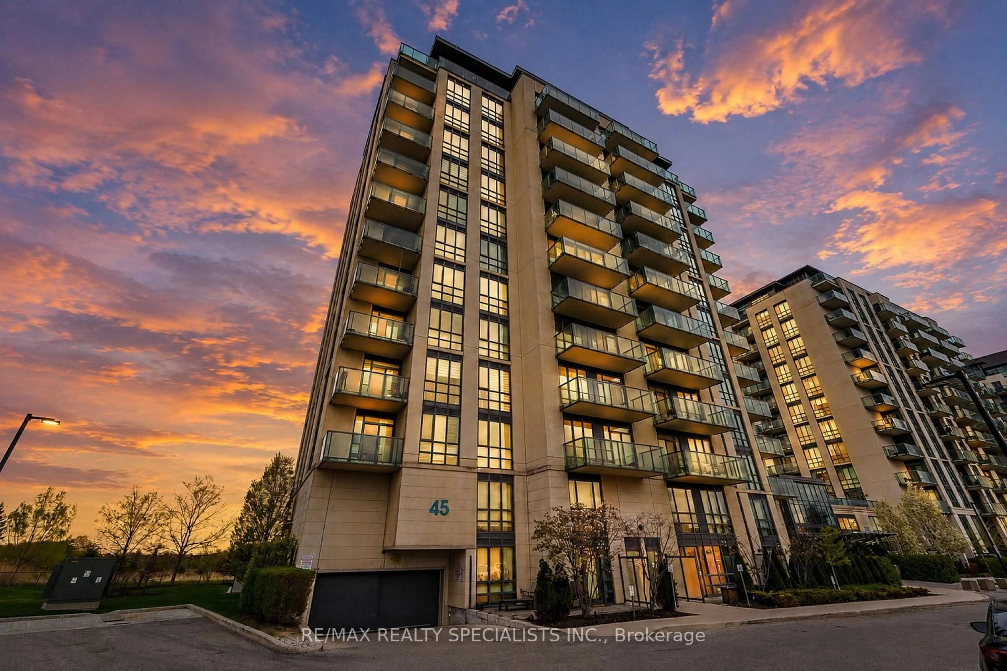 A pic from outside/outdoor area/front of a property/back of a property/a pic from drone, building for 45 Yorkland Blvd #805, Brampton Ontario L6P 4B4