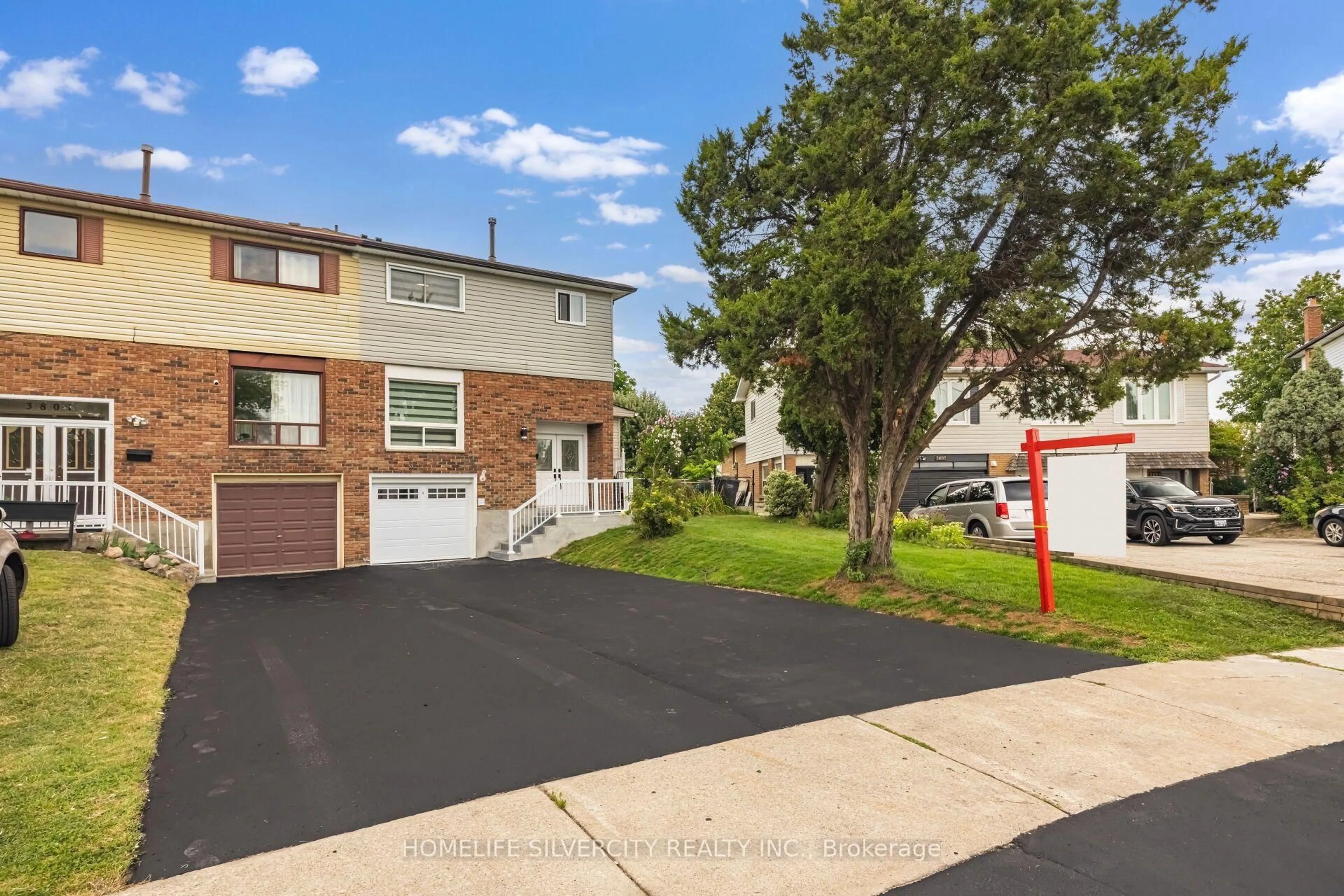 Unknown for 3803 Keenan Cres, Mississauga Ontario L4T 3M1