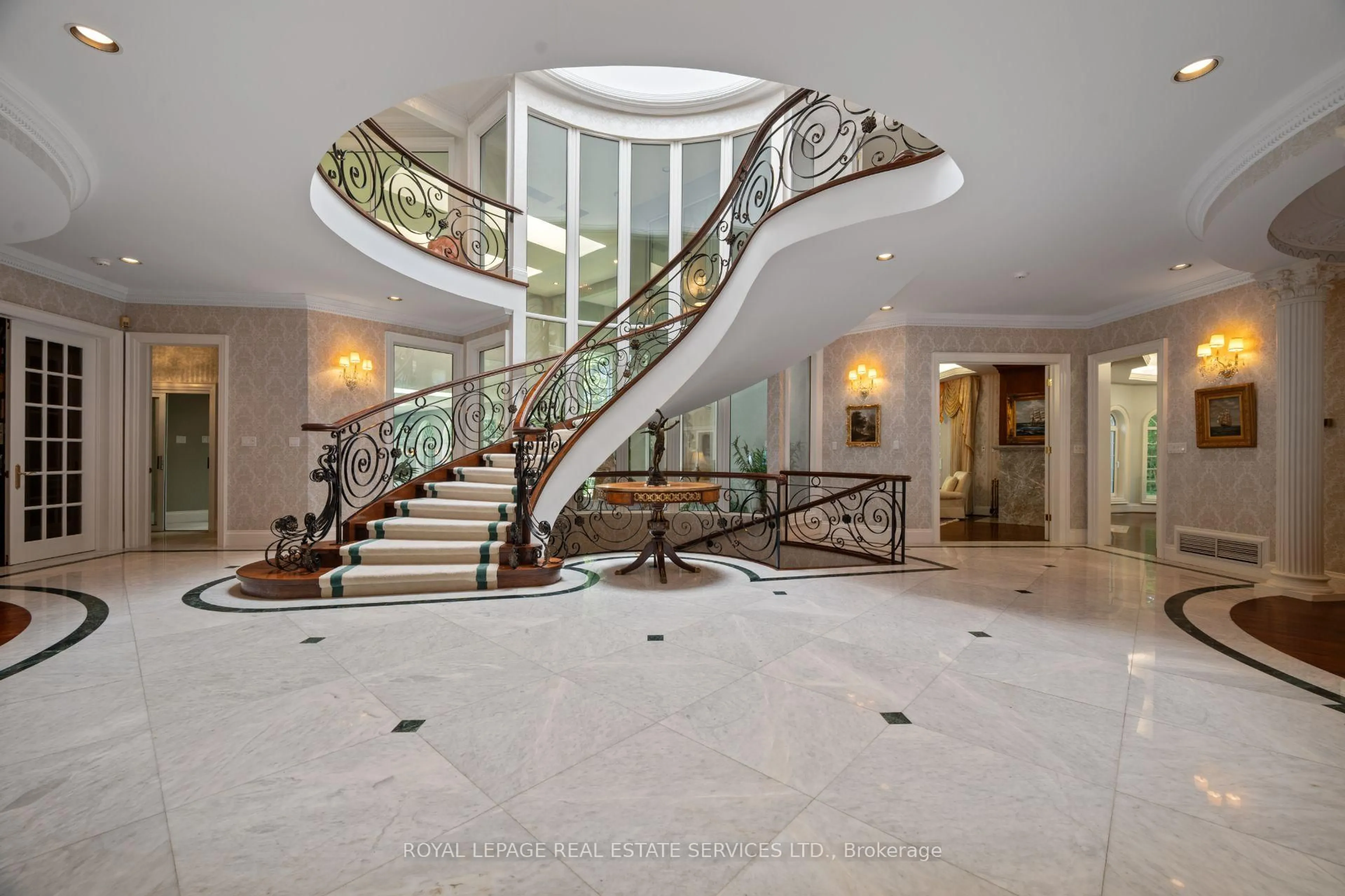 Indoor foyer for 7 The Green Pines, Toronto Ontario M9C 2K5