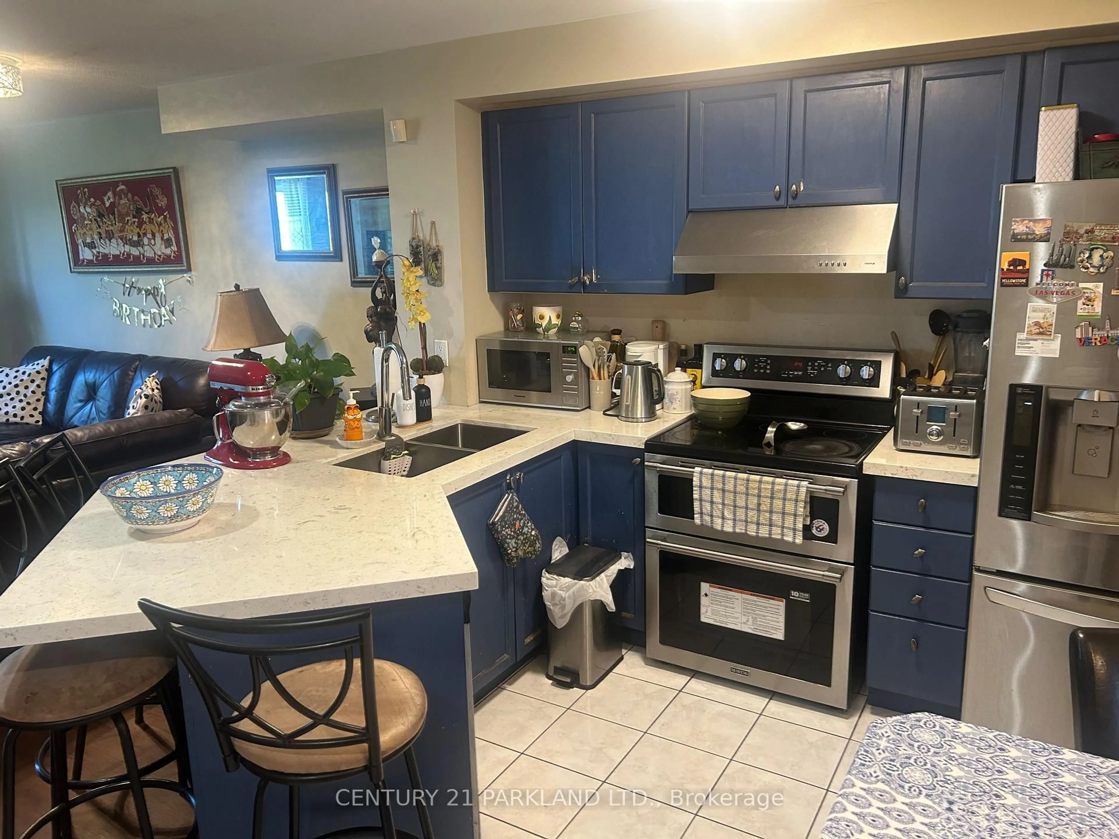 Open concept kitchen, unknown for 149 Torbarrie Rd, Toronto Ontario M3L 1G8