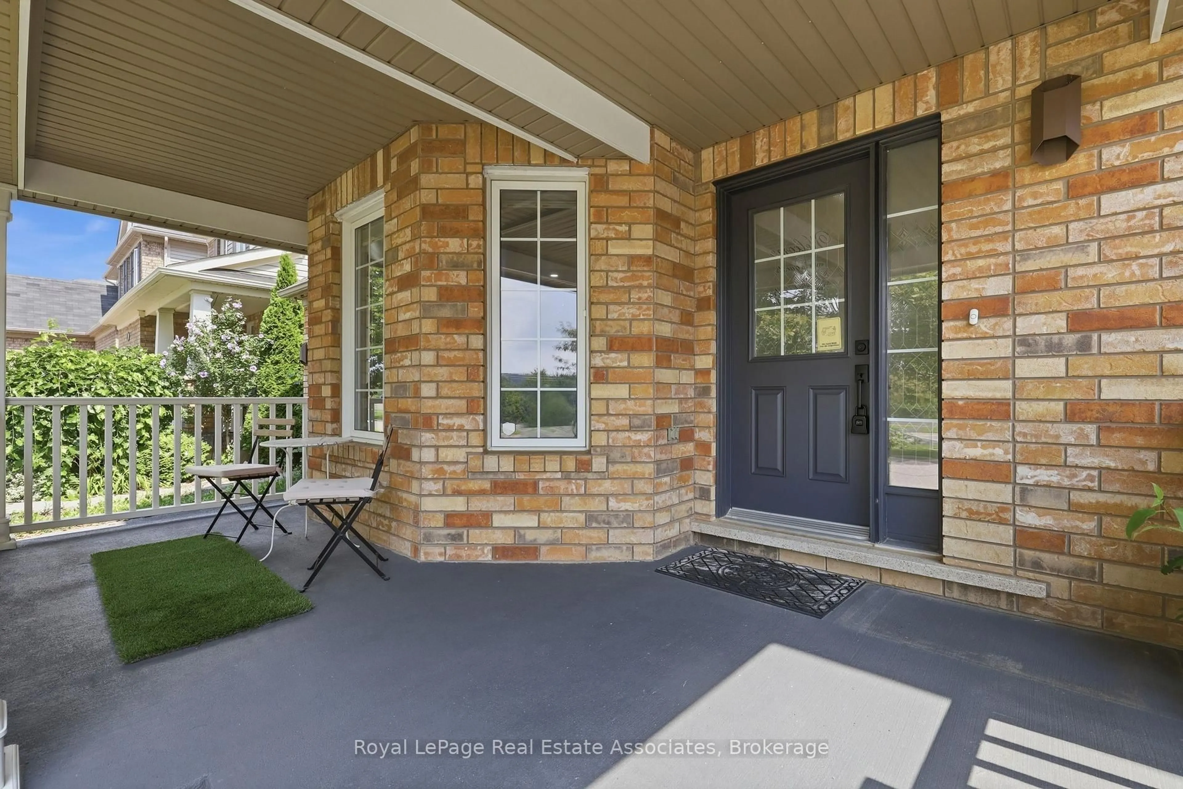 Unknown for 392 Tonelli Lane, Milton Ontario L9T 0N4