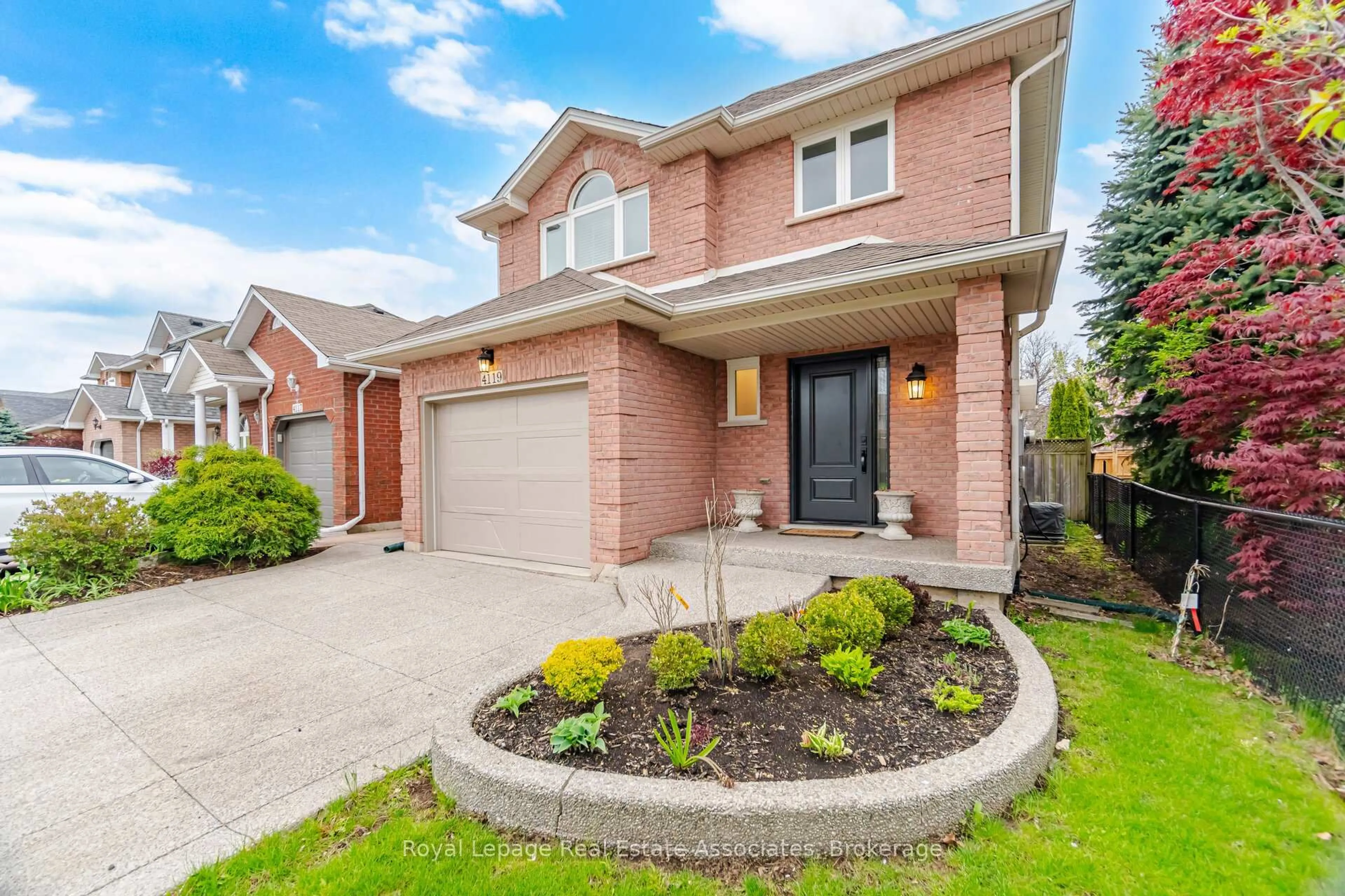 Home with brick exterior material, street for 4119 Continental Dr, Burlington Ontario L7M 4L1