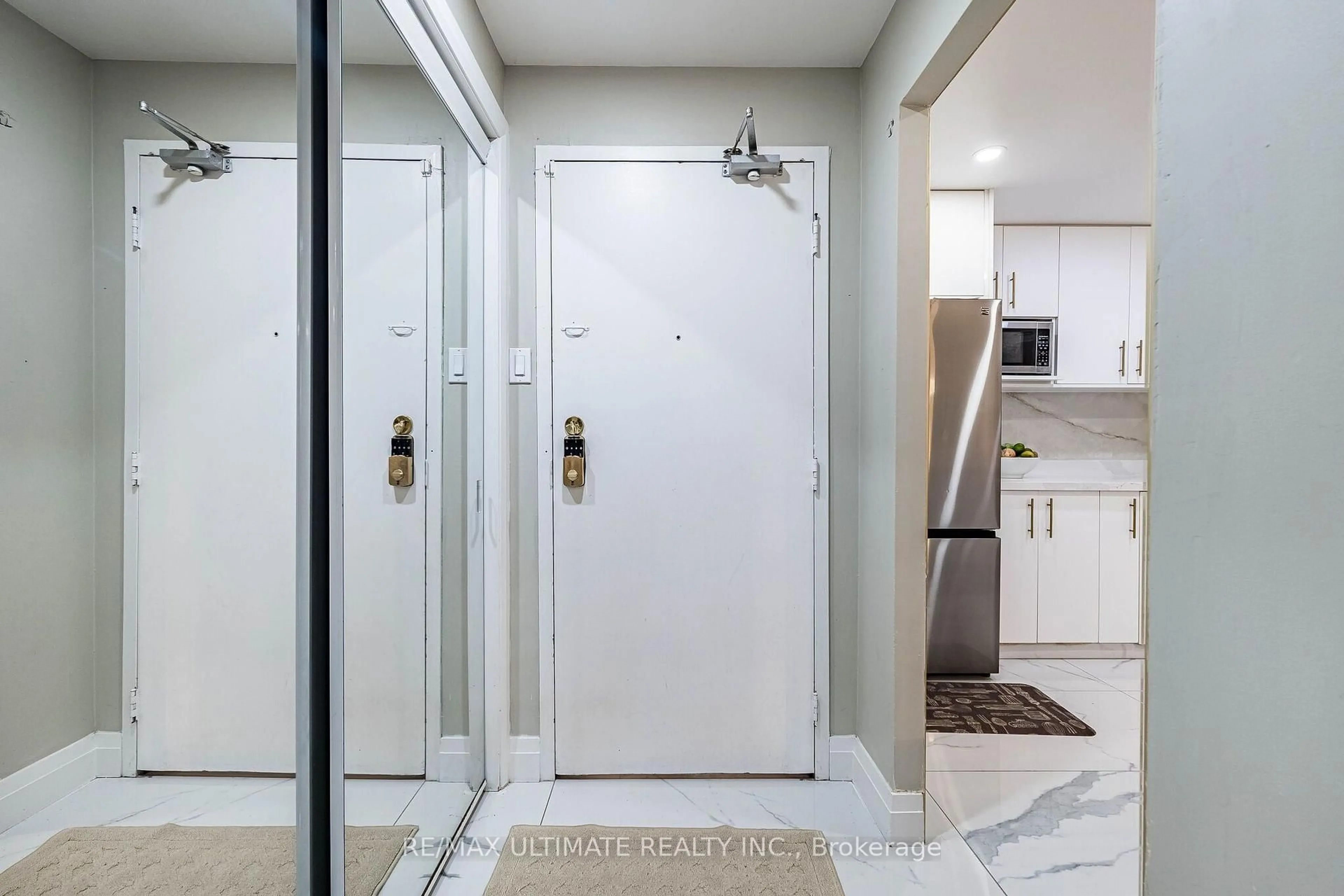 Indoor entryway for 238 Albion Rd #208, Toronto Ontario M9W 6A7