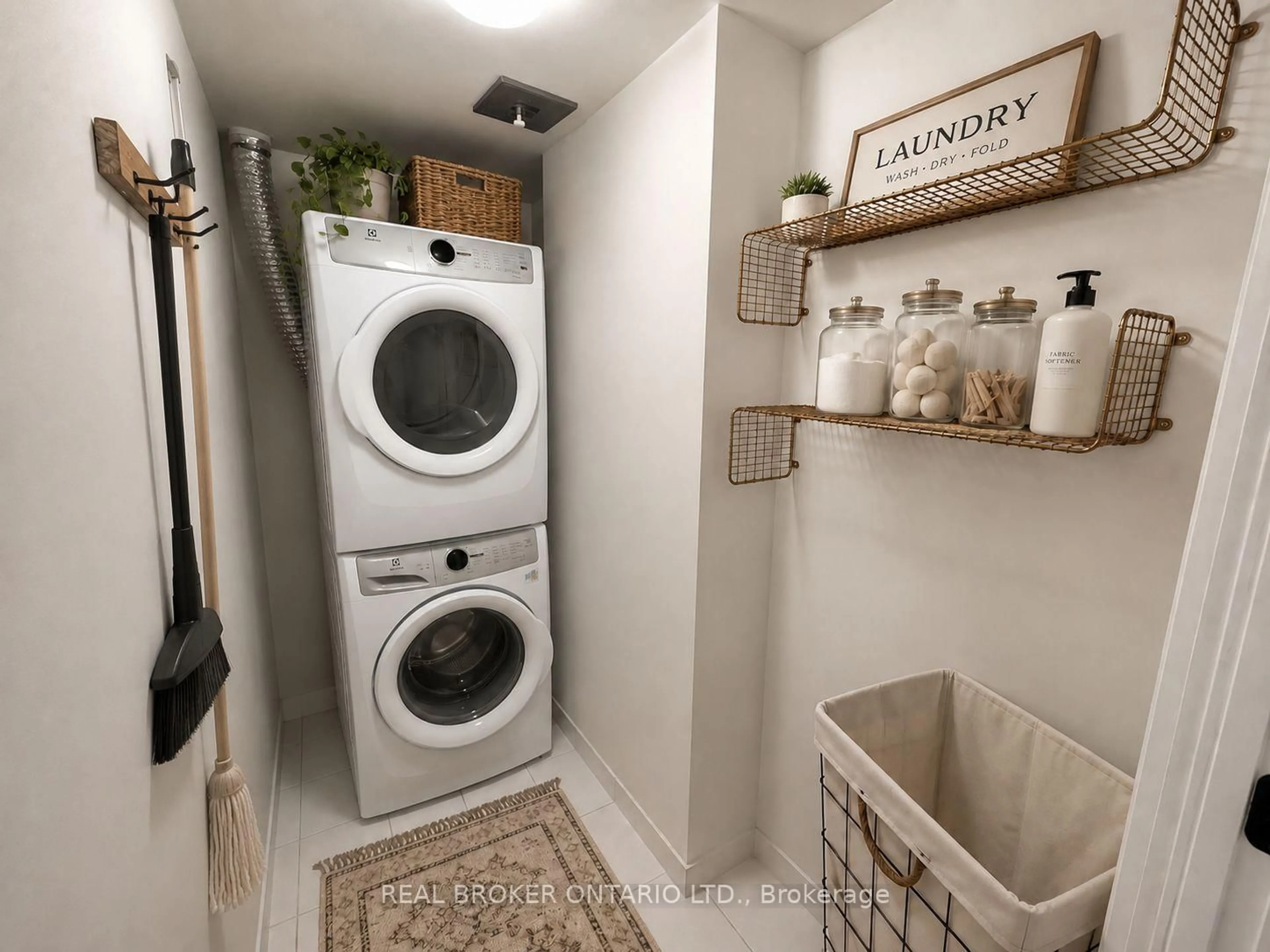 Laundry room for 50 George Butchart Dr #608, Toronto Ontario M2K 0C9