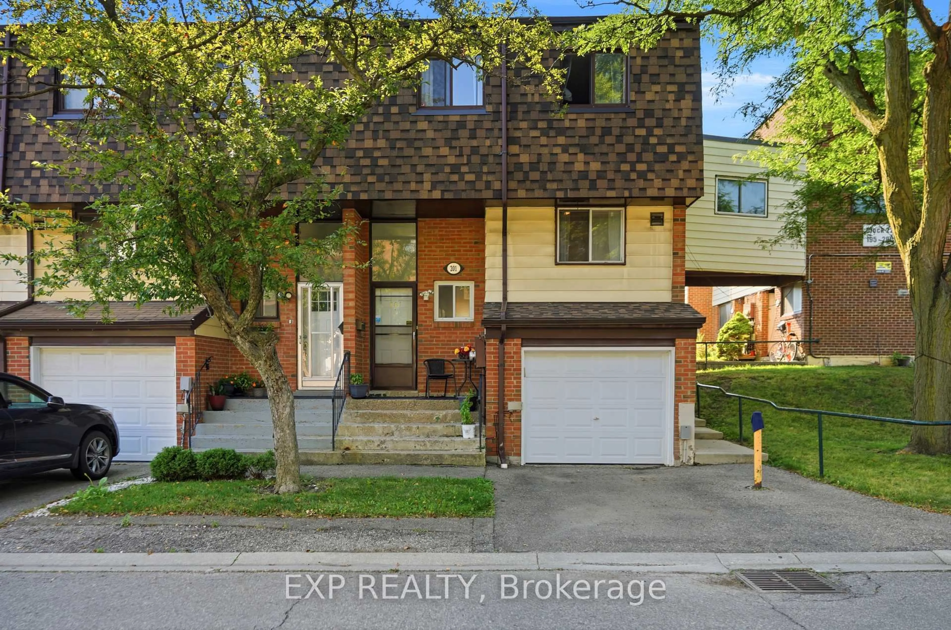 Home with brick exterior material, street for 180 Mississauga Valley Blvd #201, Mississauga Ontario L5A 3M2